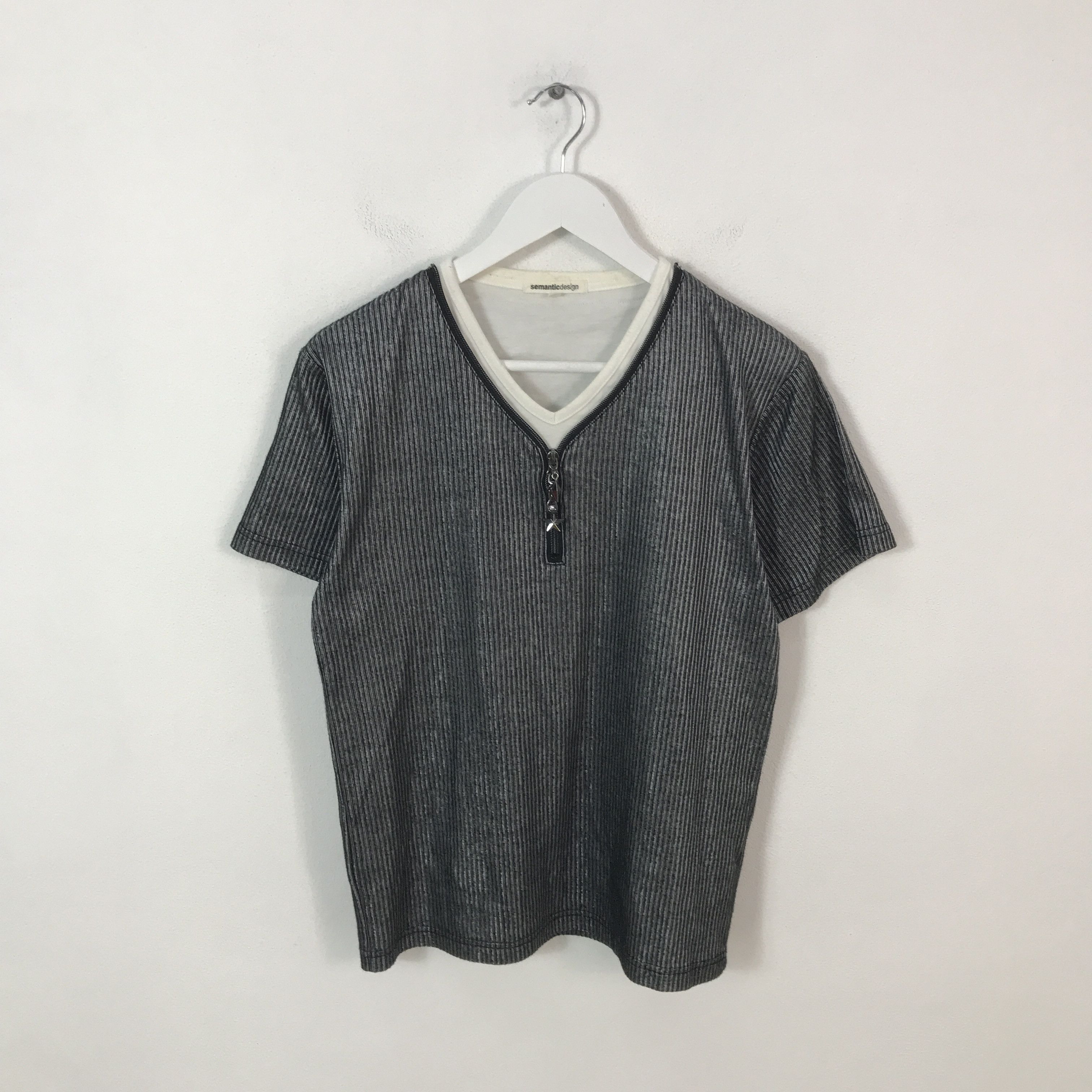 semanticdesign semantic design zipper style double coller t-shirt Size US L / EU 52-54 / 3 - 1 Thumbnail