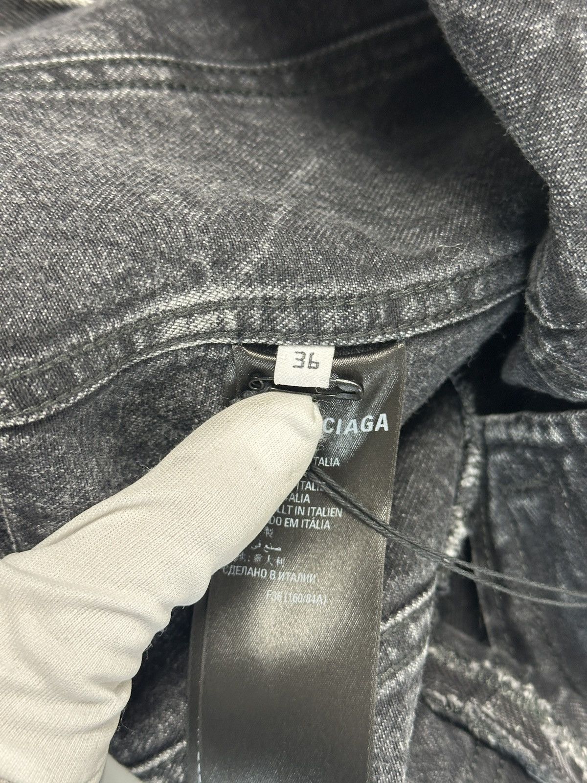 Balenciaga Balenciaga Asymmetrical Rhinestone Trucker Denim Jacket Size US M / EU 48-50 / 2 - 6 Thumbnail