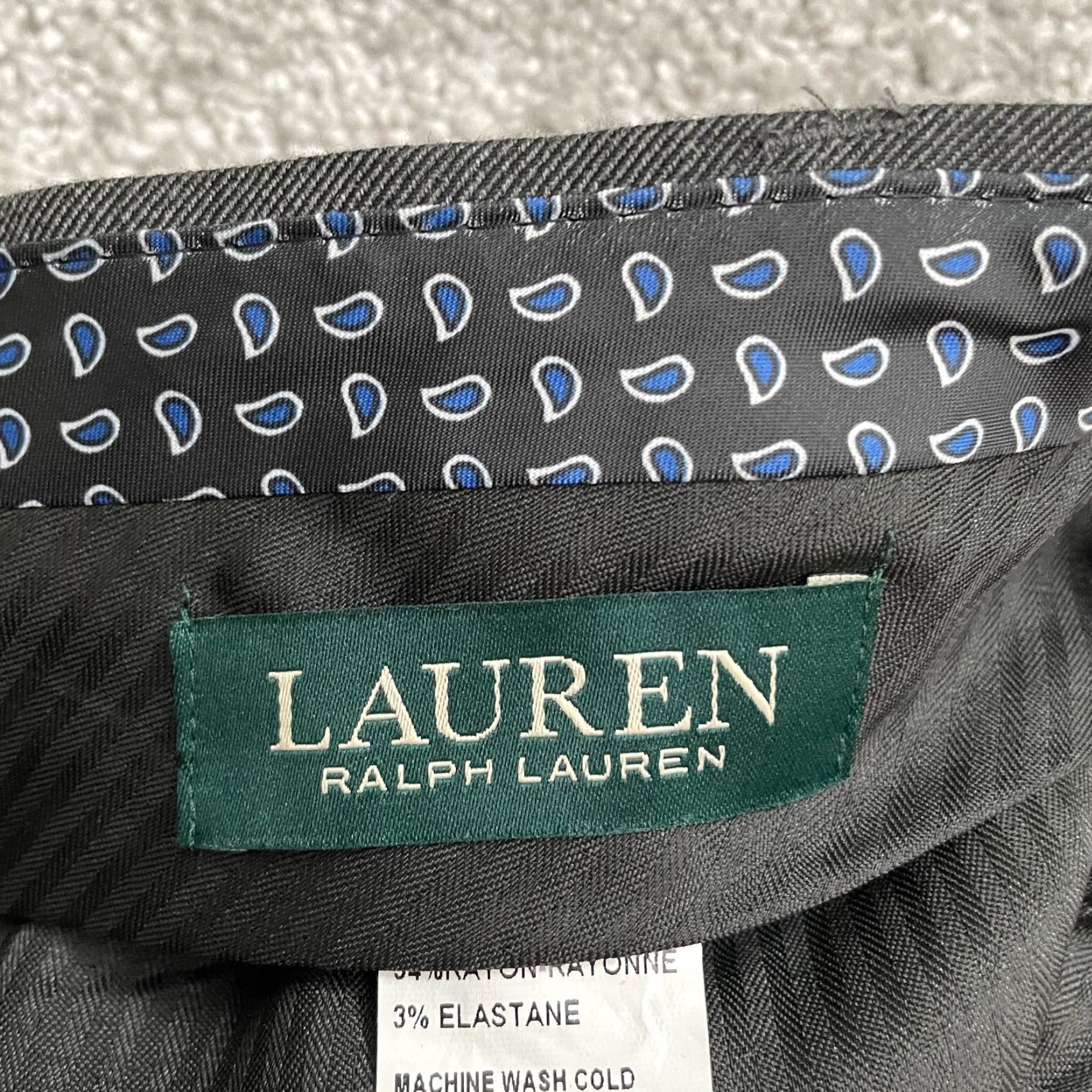 Ralph Lauren Lauren Ralph Lauren Dress Pants Men 38x30 Gray Flat Front Straight Leg Work Dress Pants Mens Regular Gray 30in Inseam City Preppy USA Classic Bedrock? Size US 38 / EU 54 - 6 Thumbnail