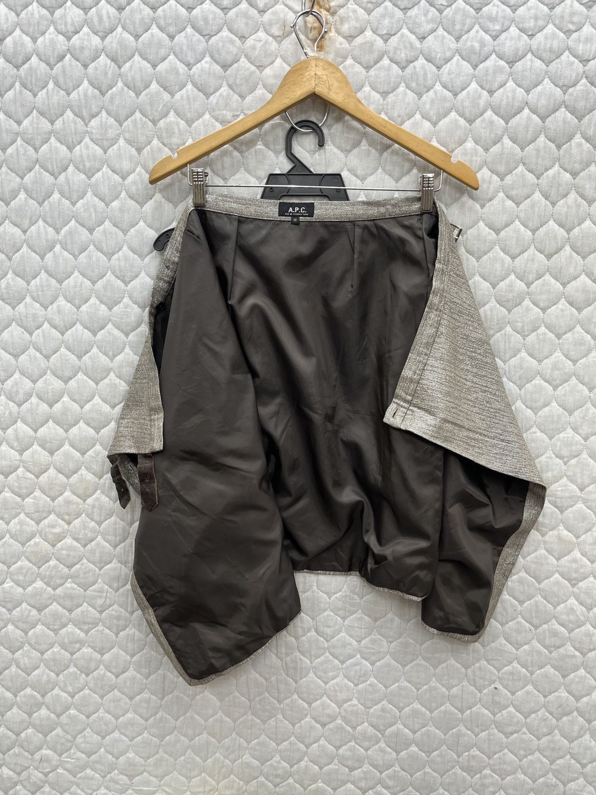 A.P.C. 🔥🔥🔥STEALS APC SKIRTS Size 30" / US 8 / IT 44 - 7 Thumbnail