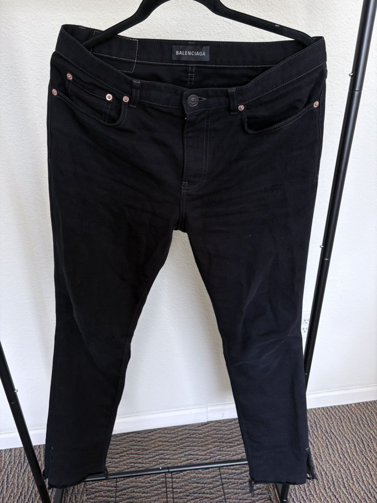 Balenciaga Balenciaga Super Fitted Jeans Size US 31 - 1 Thumbnail