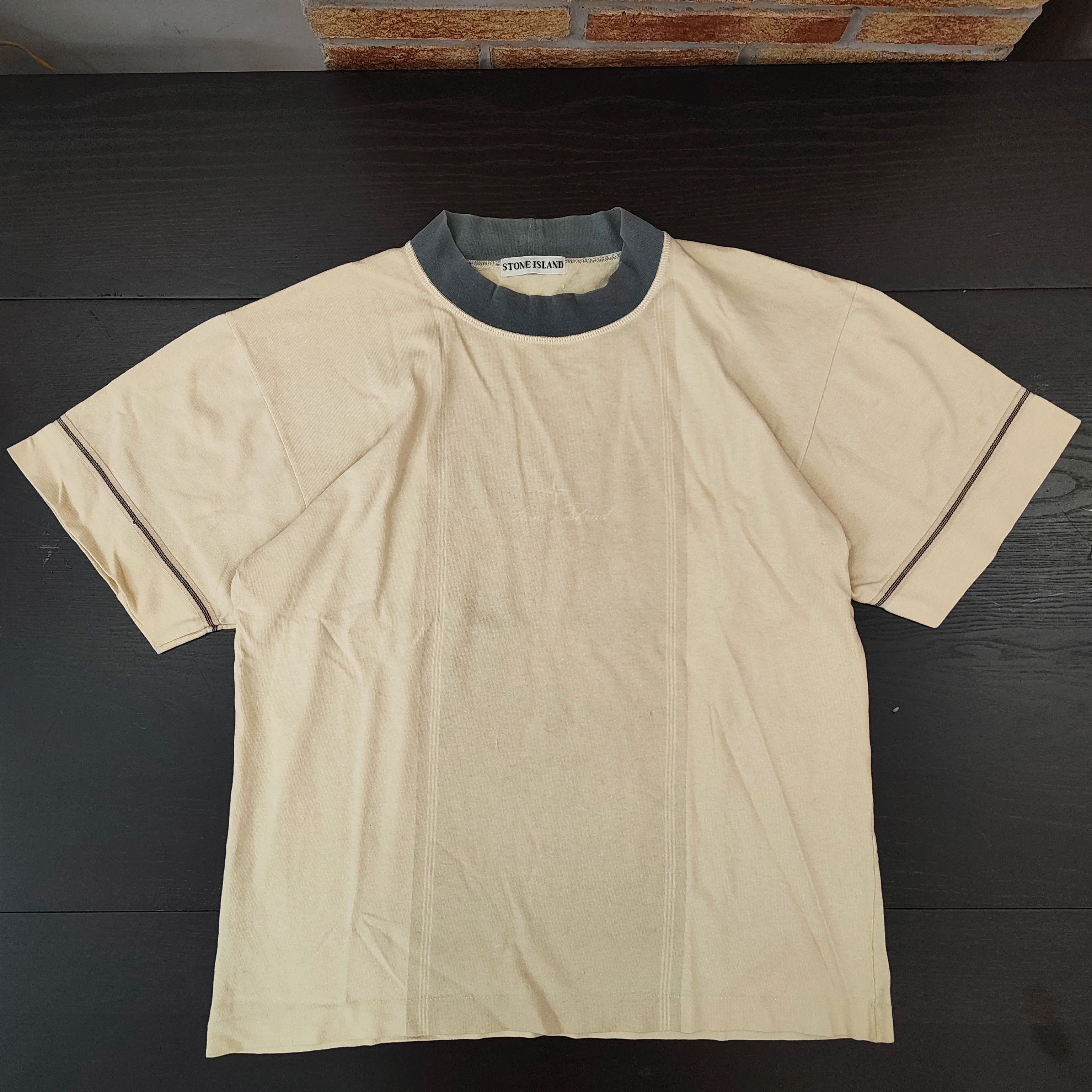 Stone Island Stone Island Massimo Osti vintage mock neck t-shirt sand L Size US L / EU 52-54 / 3 - 1 Thumbnail