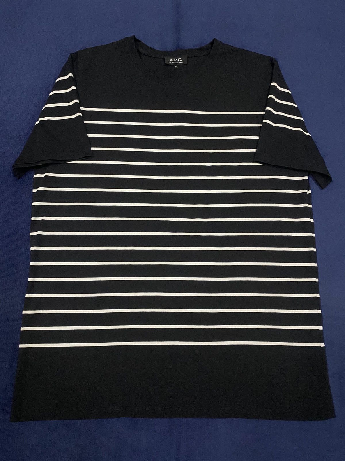 A.P.C. A.P.C Navy Blue and White Stripe Border Short Sleeve Tee Size US XL / EU 56 / 4 - 2 Thumbnail