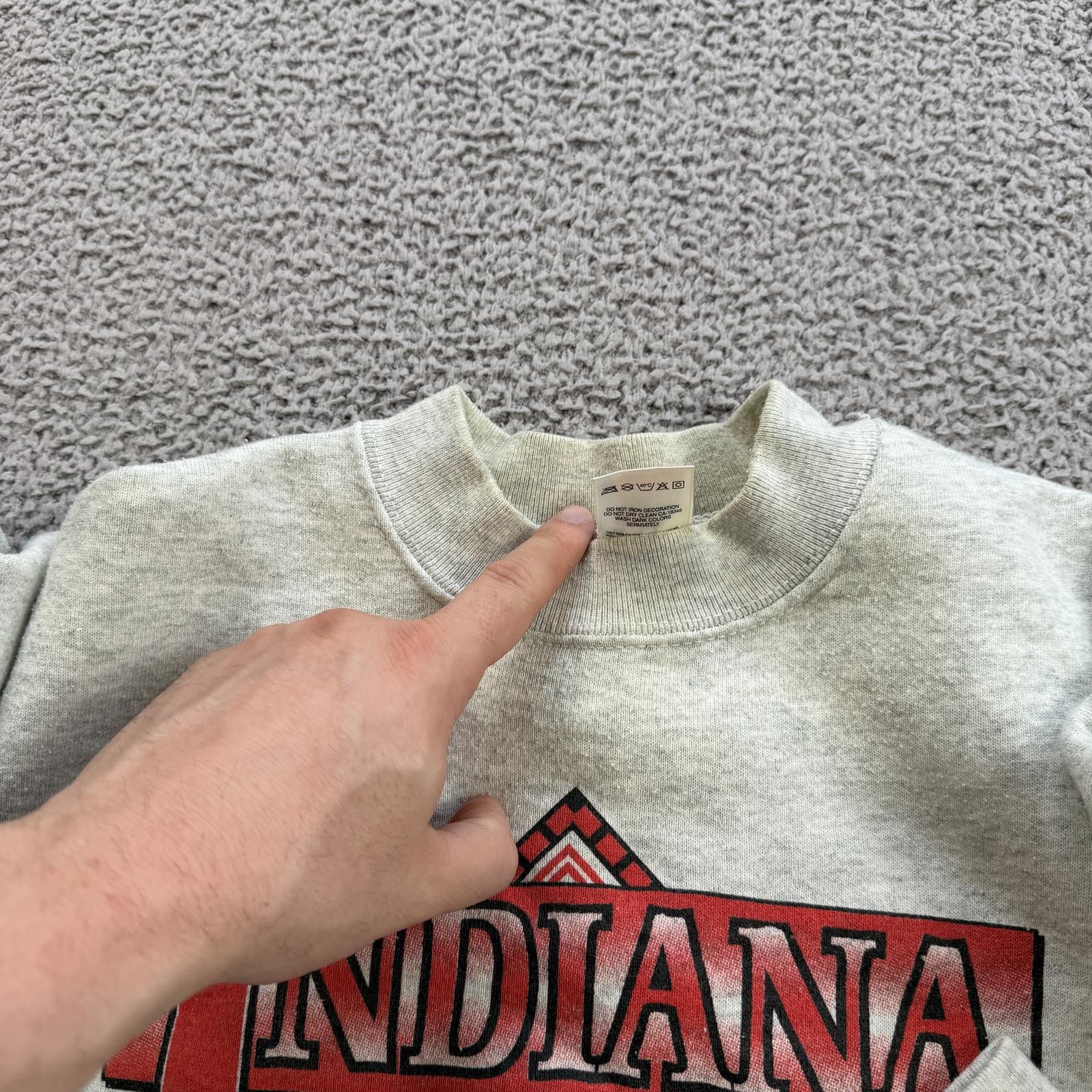 Fruit Of The Loom Vintage 90s Indiana Hoosiers Crewneck Sweatshirt USA Made XL Size US XL / EU 56 / 4 - 7 Thumbnail