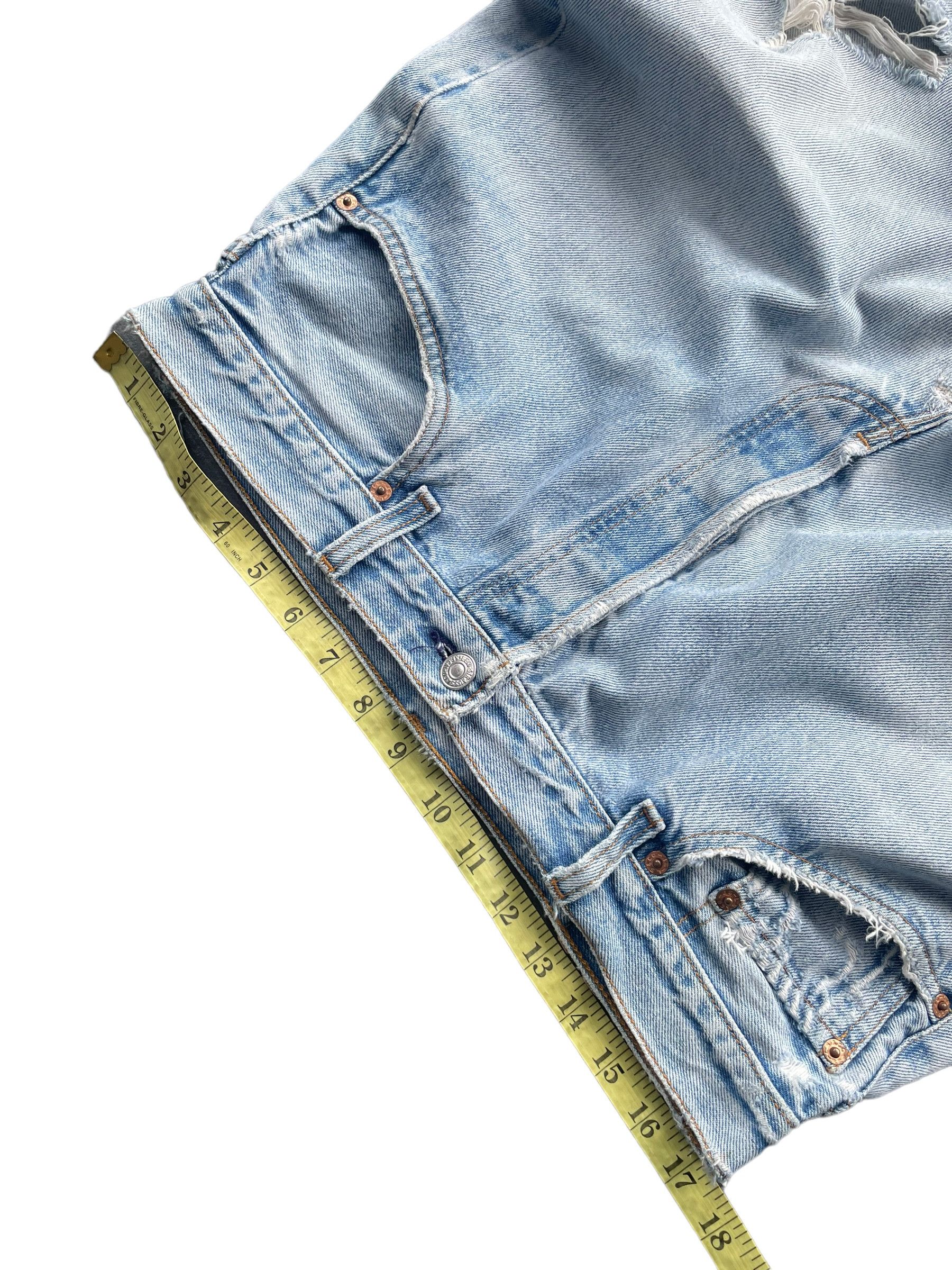 Levi's Vintage 1997 Levis 501 e USA Faded Distresed Size US 35 - 6 Thumbnail