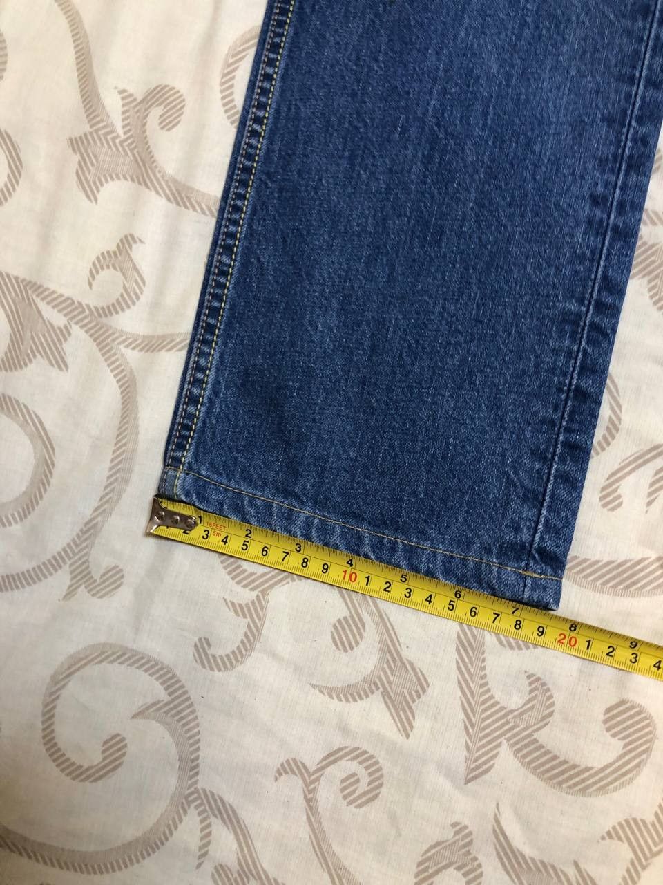 Levi's Vintage Levi’s 571 Straight Leg Jeans Classic Blue Denim Size US 32 / EU 48 - 8 Thumbnail