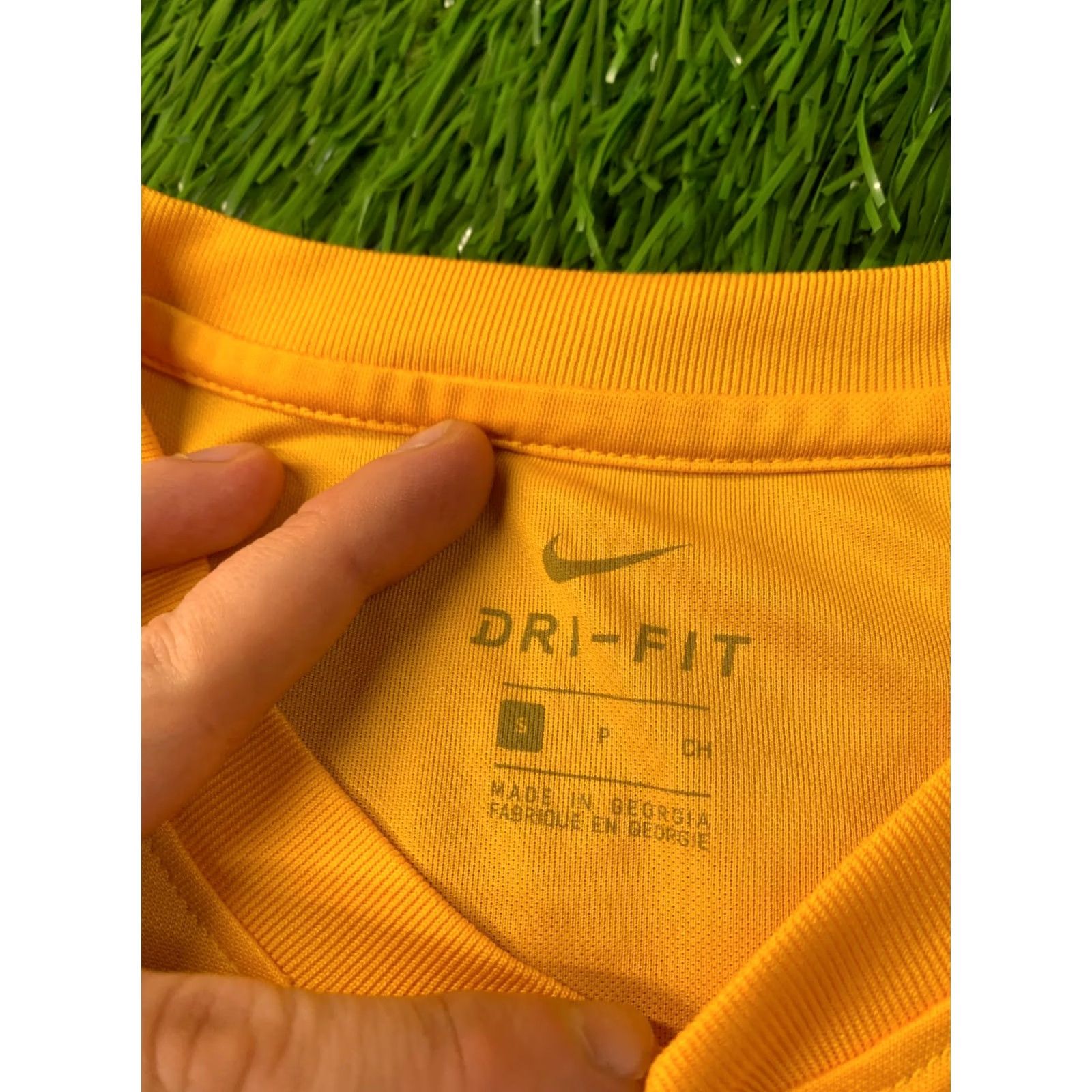 Nike Nike Dri-Fit Park Original 2016 Men Football Training Shirt Jersey Tee S Orange Nike Dri-Fit Park Shirt Mens Small Orange Football Shirt Size US S / EU 44-46 / 1 - 6 Thumbnail