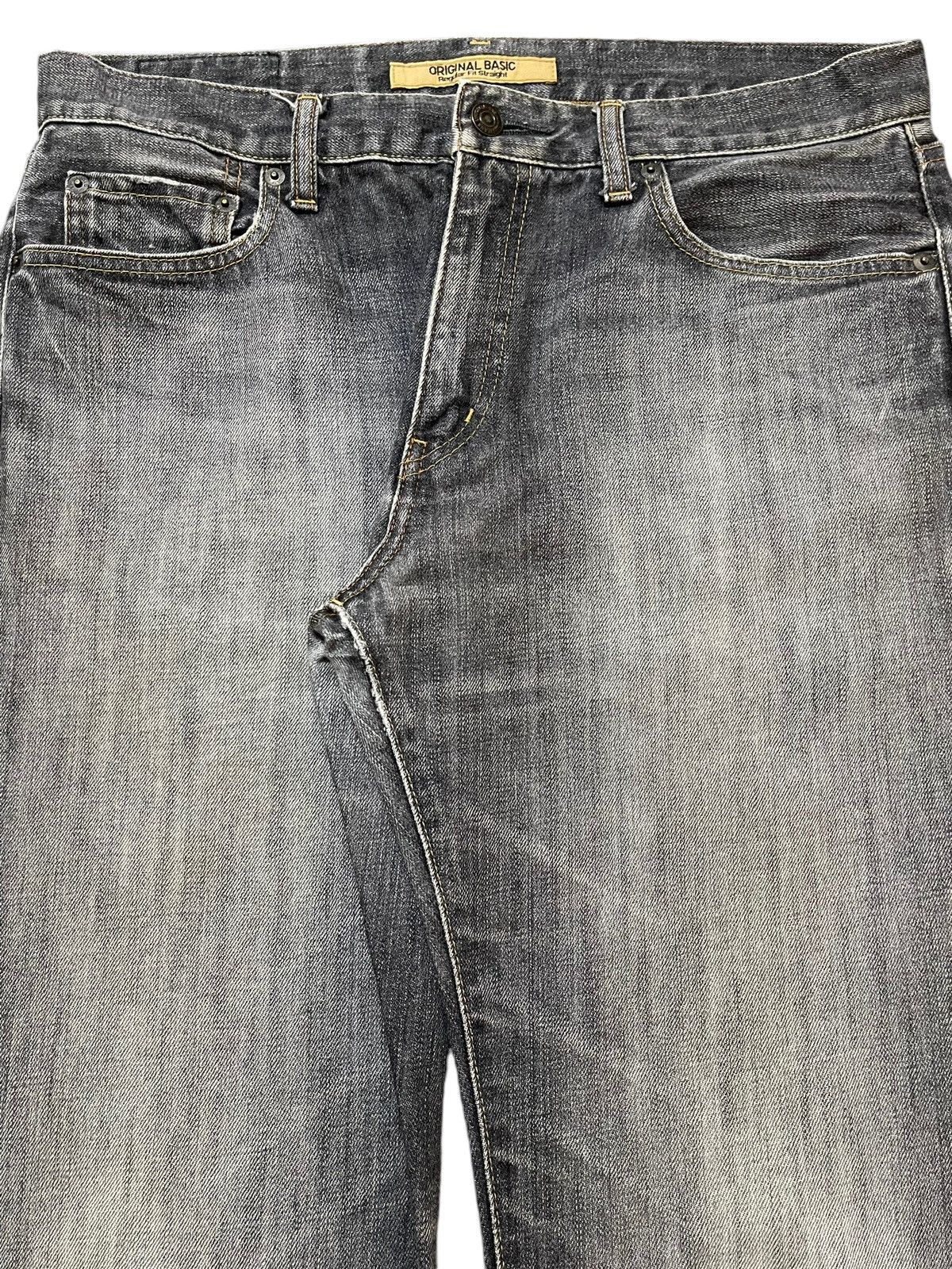 Uniqlo Vintage Y2K Japan Uniqlo Grey Faded Wash Style Straight Leg Size US 33 - 4 Thumbnail