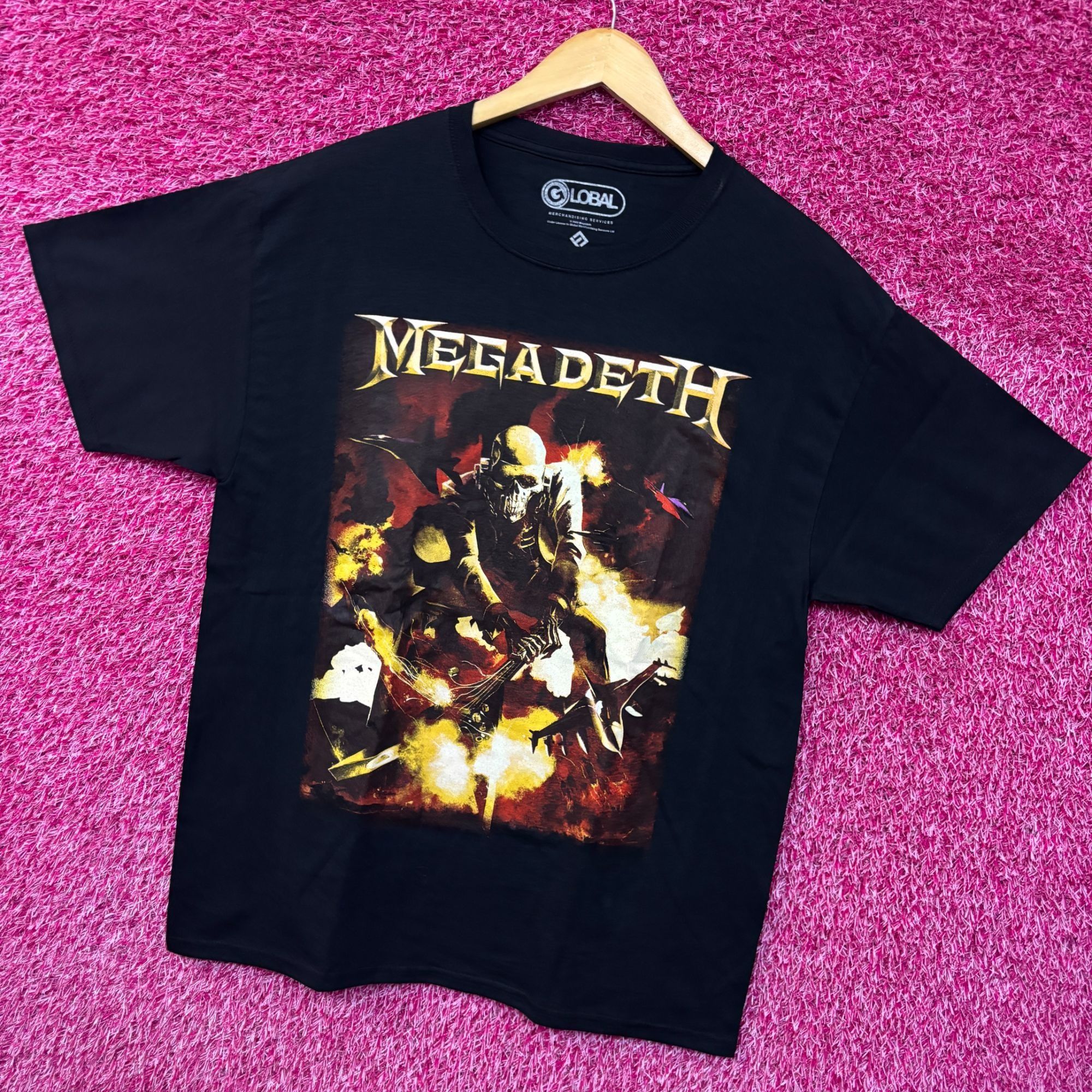Band Tees Megadeth Peace Sells Rock Tshirt size large Size US L / EU 52-54 / 3 - 3 Thumbnail