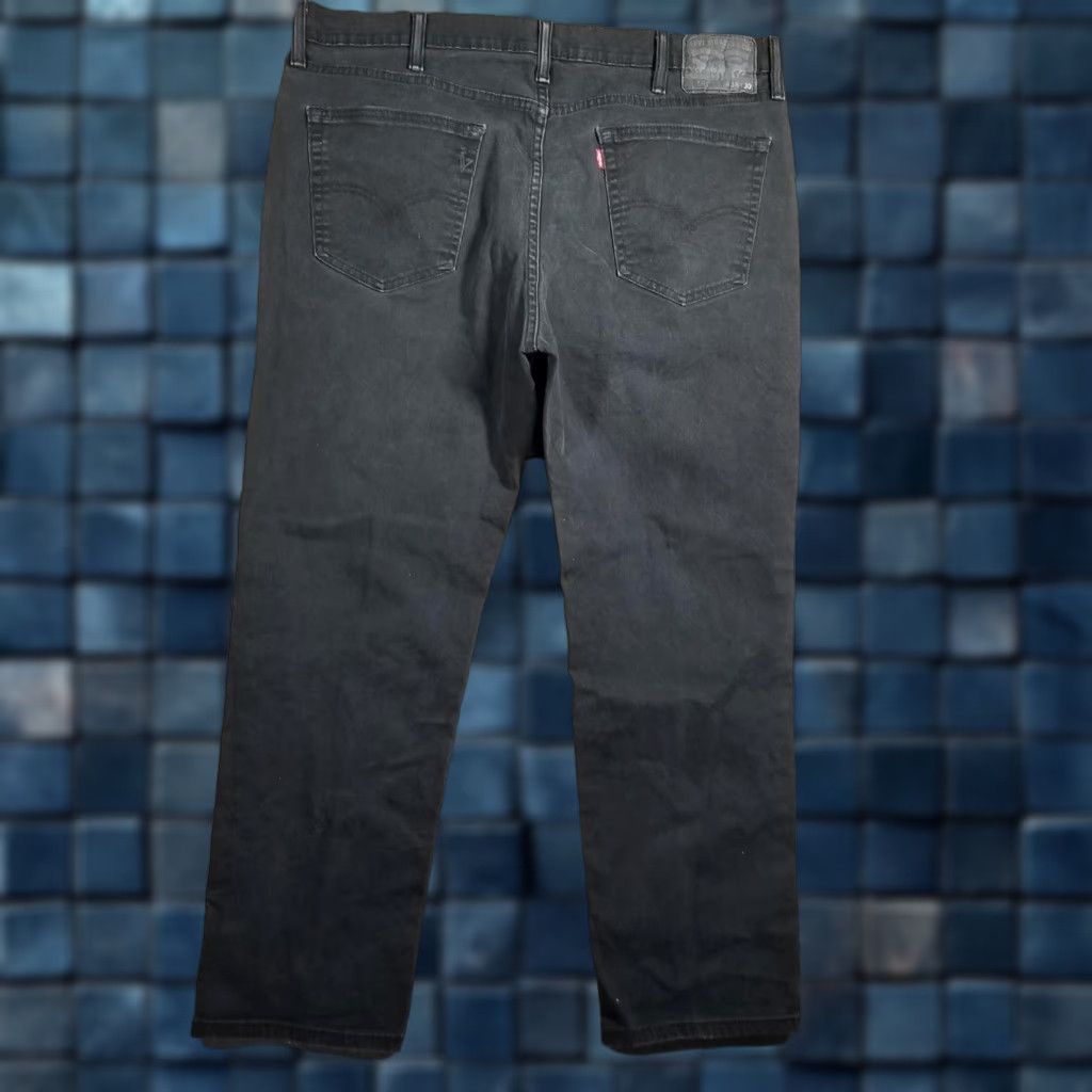 Levi's Levi's Jeans Mens 38x30 Black Charcoal Denim Straight Waist 38 Inseam 30 Regular Pockets Logo Nicaragua Vintage? No. Size US 38 / EU 54 - 1 Thumbnail