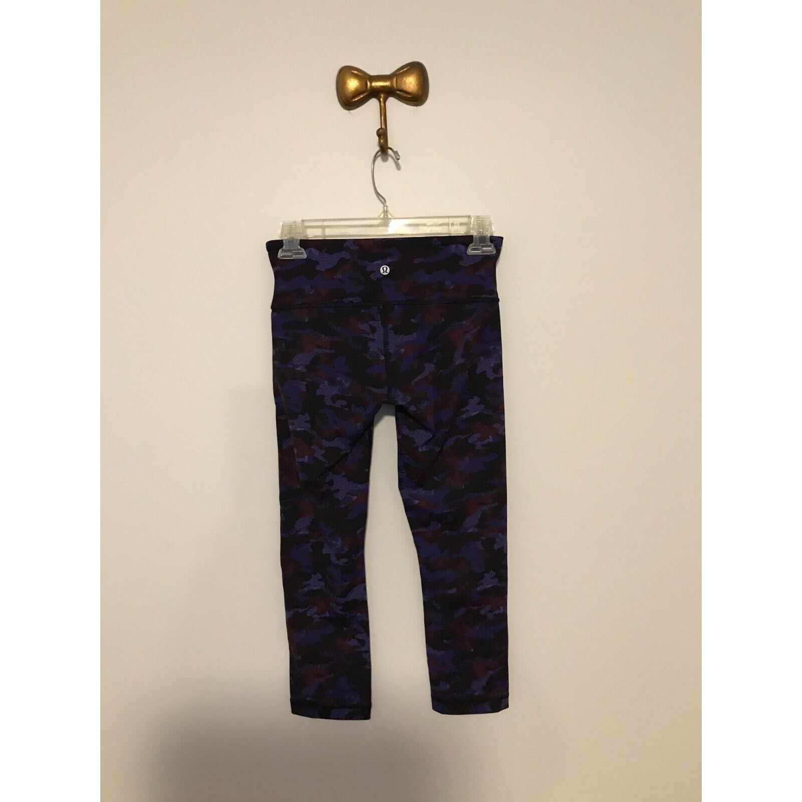 Lululemon Lululemon Women's Wunder Under Crop III Hounds Camo Size 27" / US 4 / IT 40 - 2 Thumbnail
