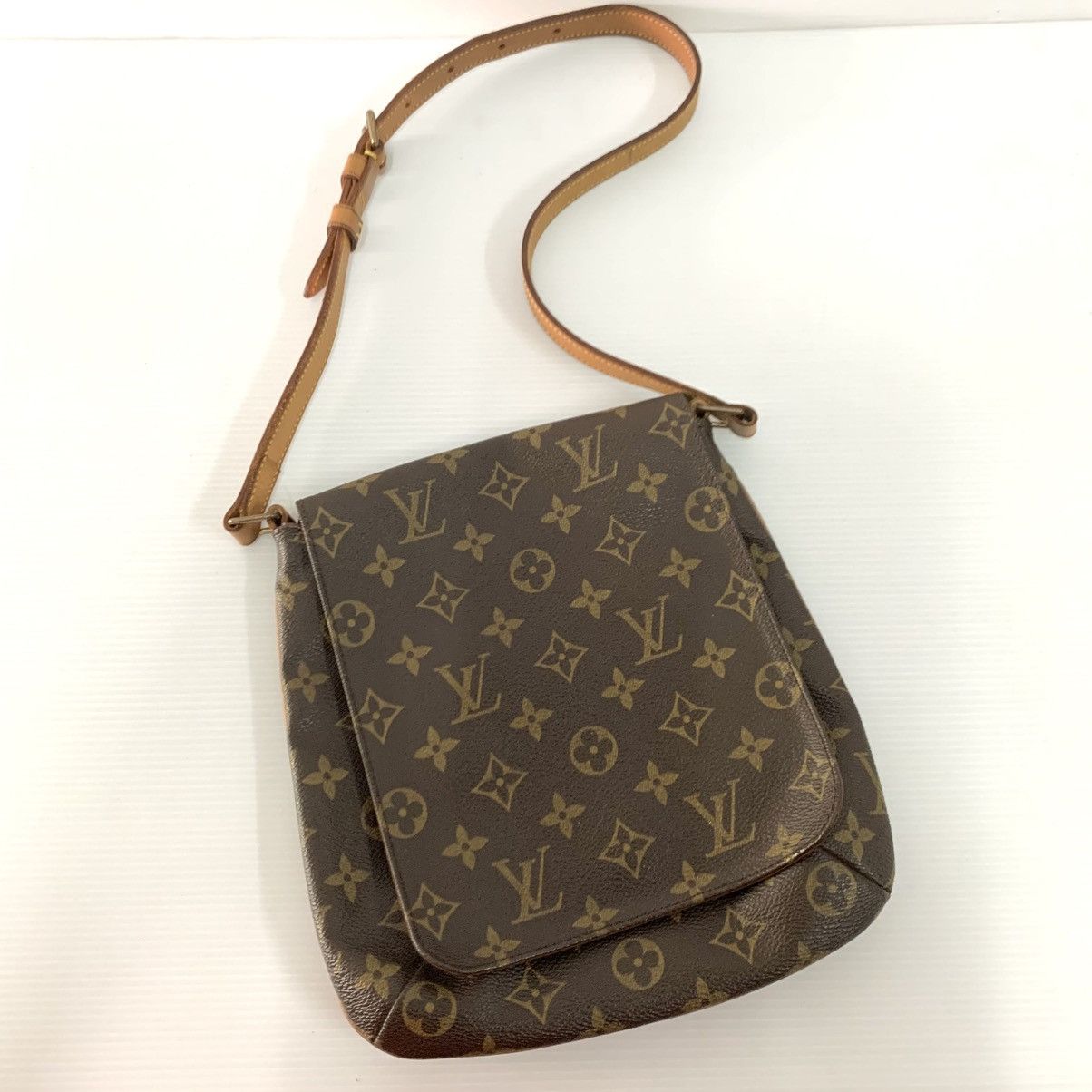 Louis Vuitton Louis Vuitton Monogram Musette Pm Bag Pre-Owned Size ONE SIZE - 11 Thumbnail