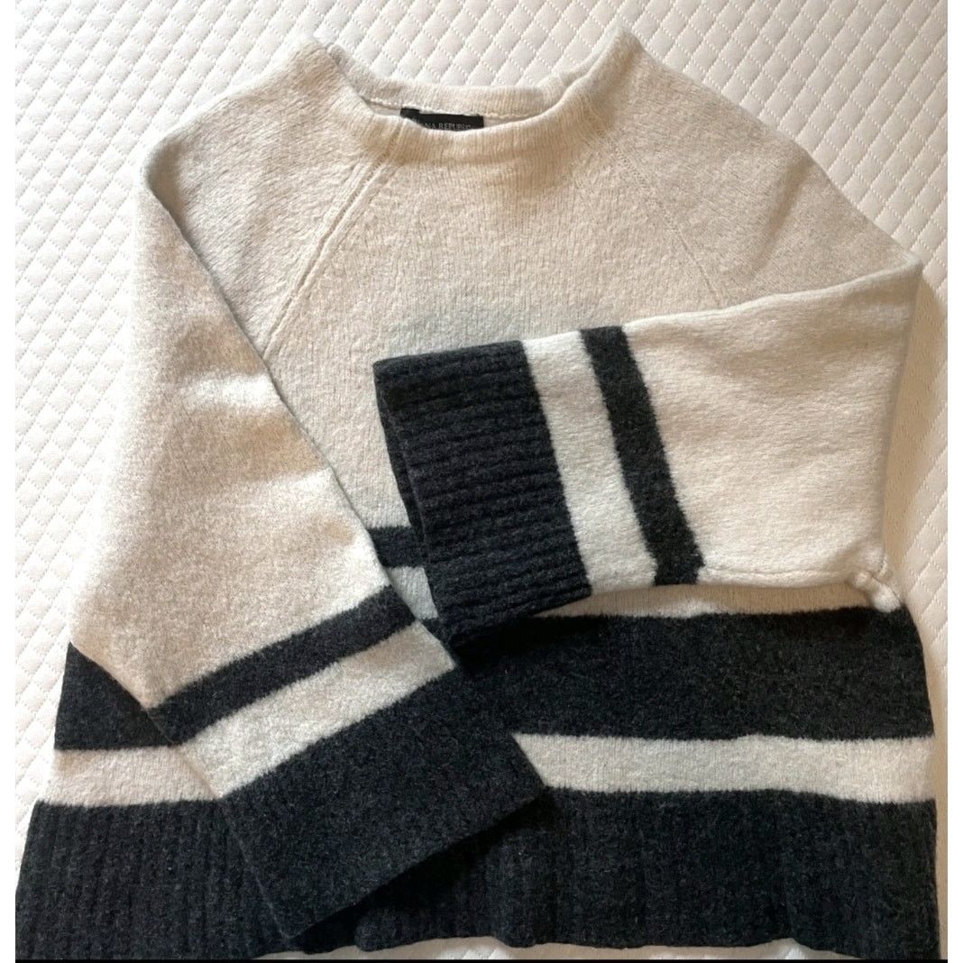 Banana Republic Banana Republic Black and White Crop Top - Size Small Size S / US 4 / IT 40 - 2 Thumbnail