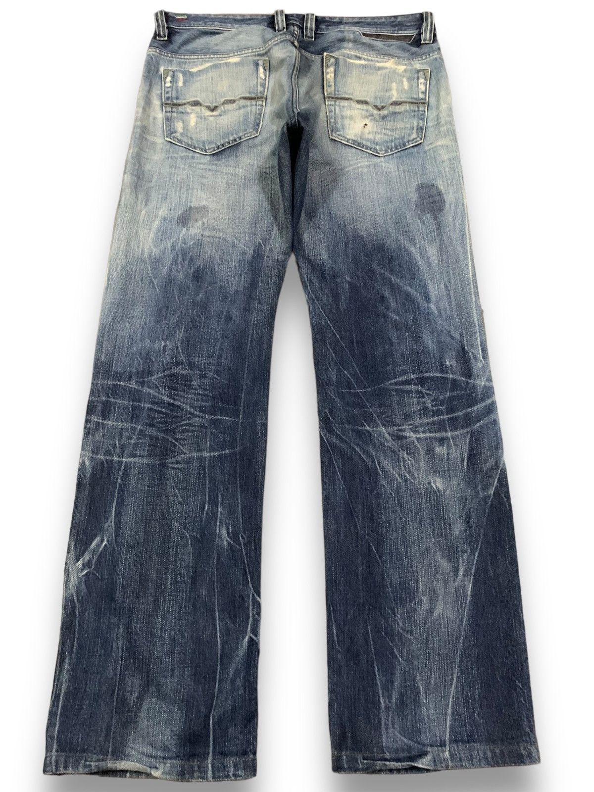 Diesel Vintage Diesel Industry Safado Bleached Grunge Ripped Jeans Size US 32 / EU 48 - 2 Thumbnail
