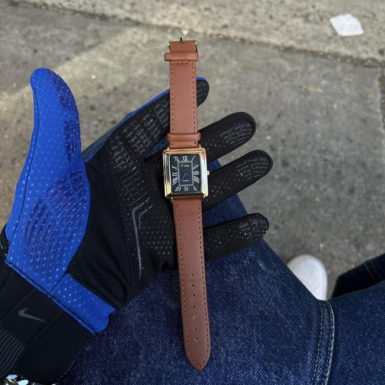 Japanese Brand × Vintage Vintage 2000s Style Rectangular Black Quartz Face Watch Size ONE SIZE - 1 Thumbnail