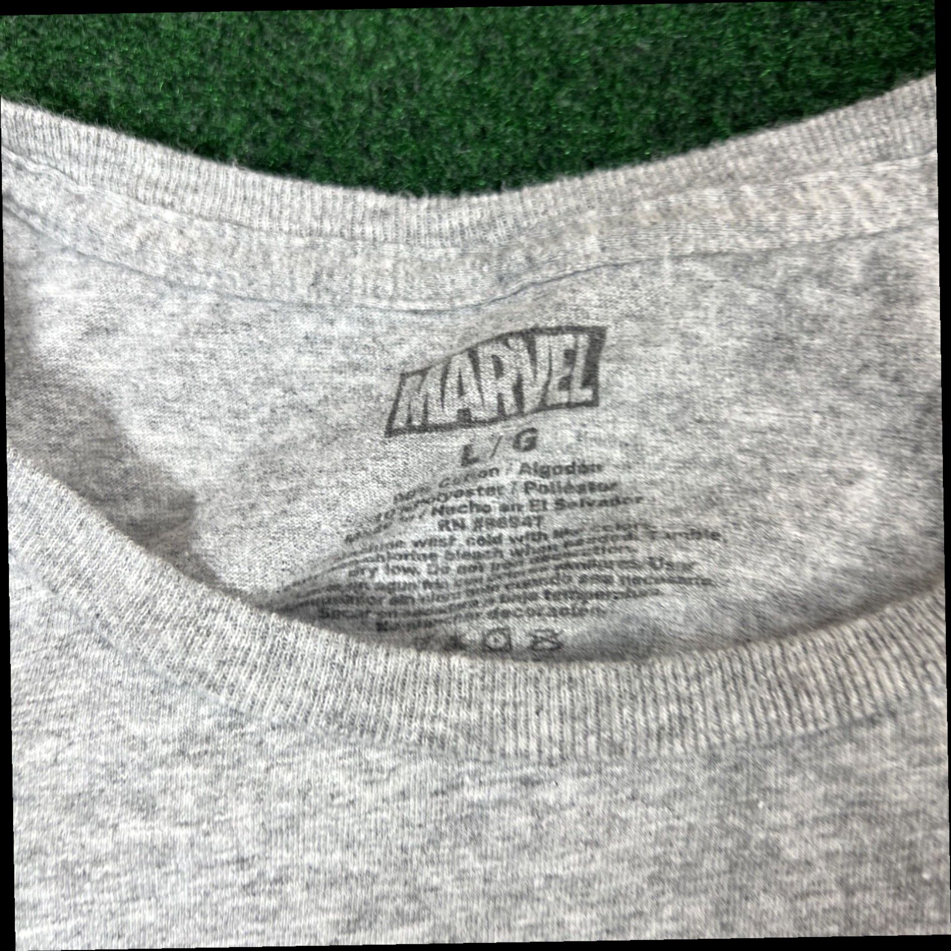 Vintage VINTAGE MARVEL COMIC T-SHIRT Sz. Large fits Slim Soft Grey Graphic Shirt Size US L / EU 52-54 / 3 - 5 Thumbnail