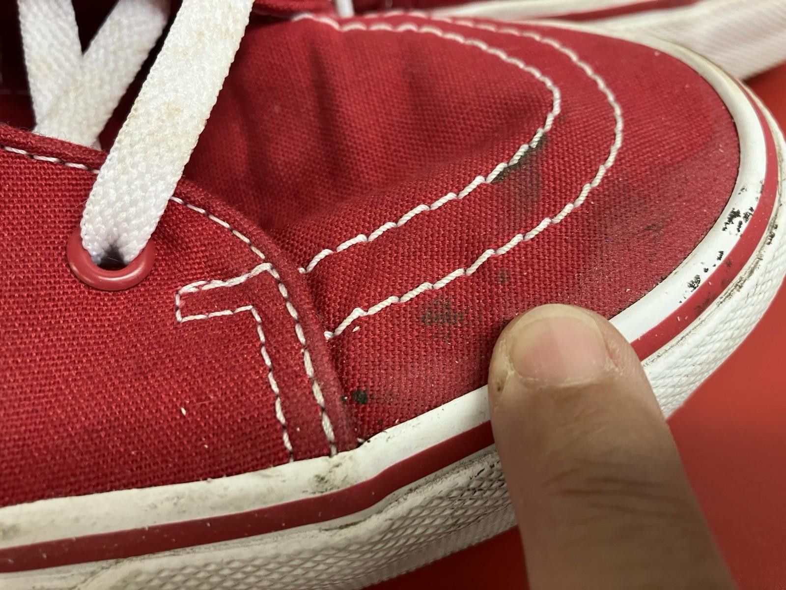 Vans Vans Sk8-Hi Top Skate Sneakers Suede Red Size US 9.5 / IT 39.5 - 4 Thumbnail