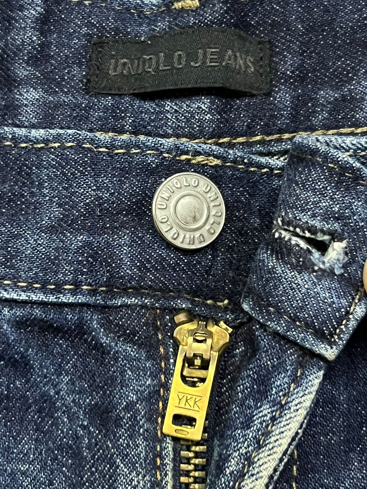 Uniqlo Vintage Uniqlo Selvedge Denim Japan - Faded Wash, Distressed Size US 33 - 10 Thumbnail