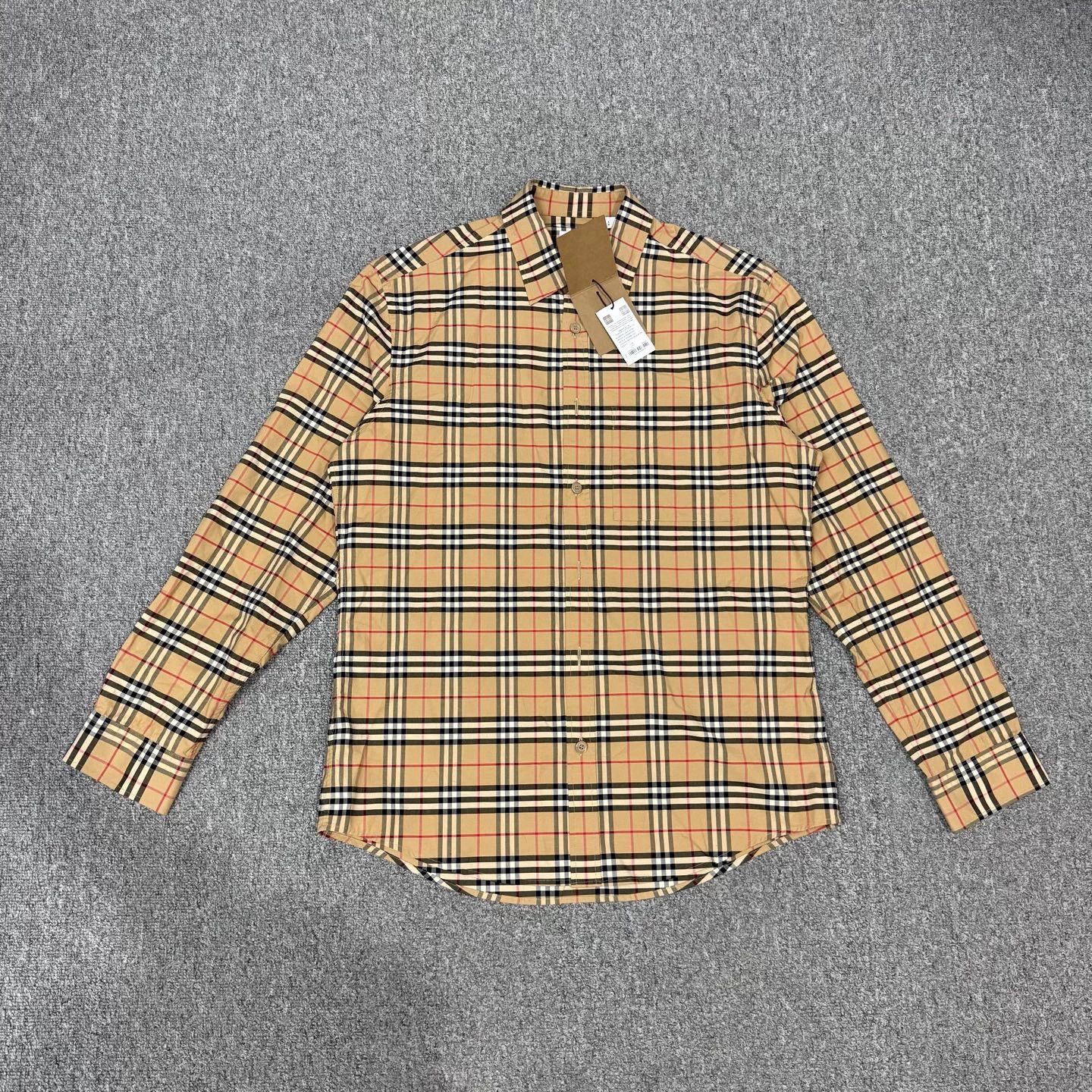 Burberry Burberry Check Long Sleeve Shirt New with Tags L Size US L / EU 52-54 / 3 - 1 Thumbnail