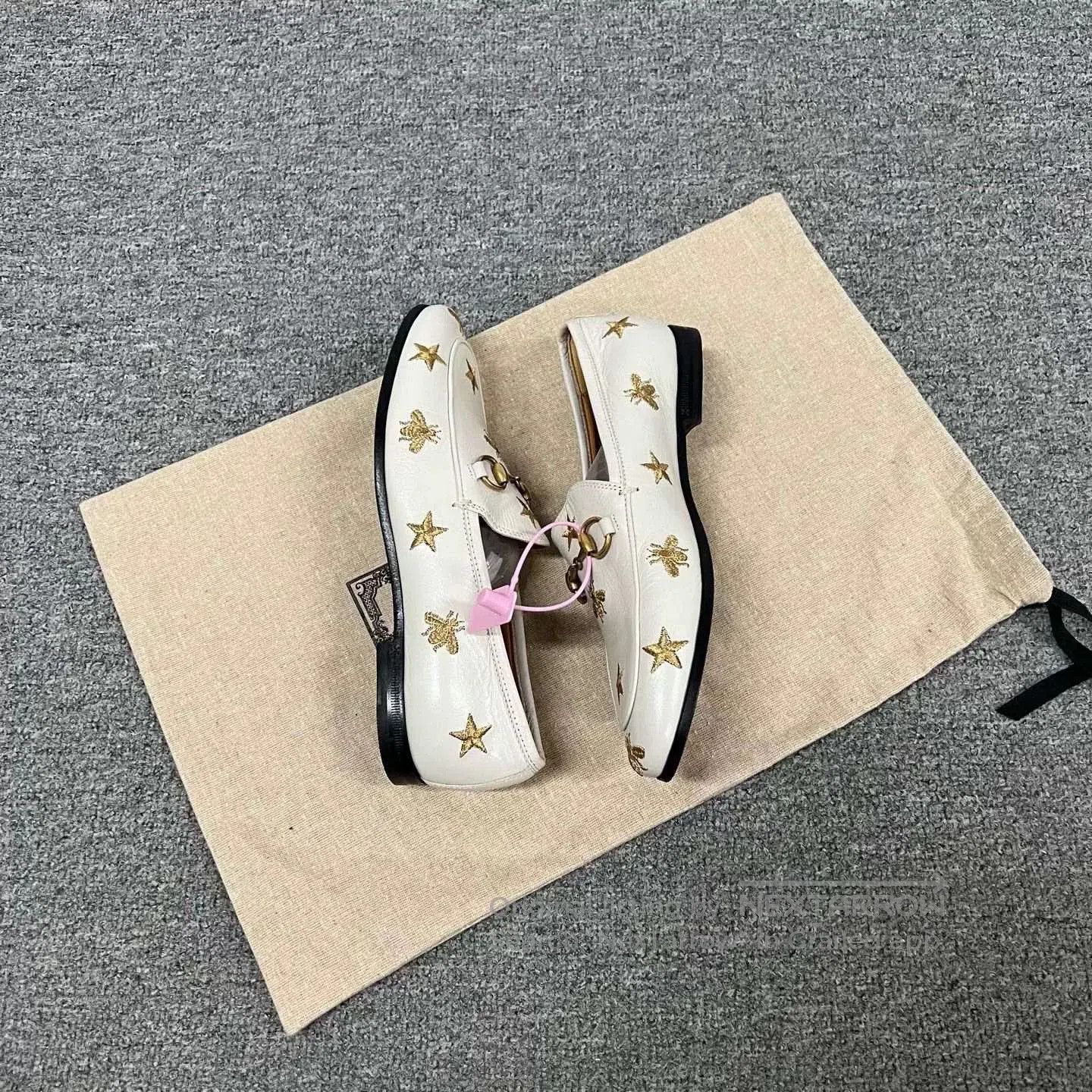 Gucci Gucci White Embroidered Bee Star Loafers. Size US 5.5 / IT 35.5 - 6 Thumbnail
