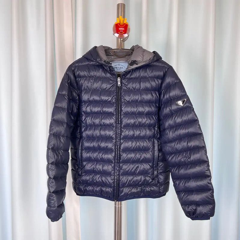 Prada Prada Men's Puffer Jacket in Deep Navy Size US M / EU 48-50 / 2 - 1 Thumbnail