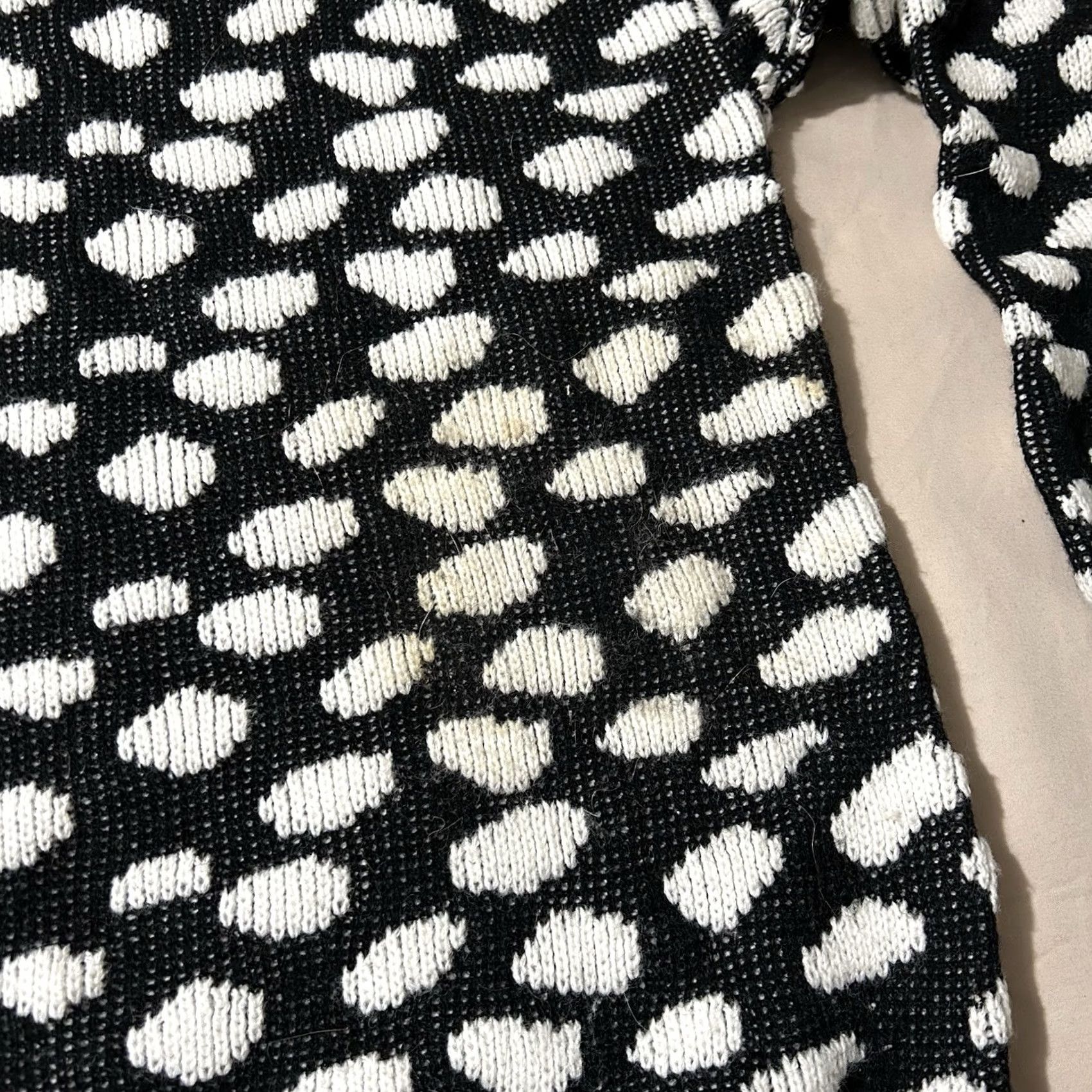 Vintage VINTAGE 90s Dalmatian Cats Teddy Bears Hearts Polka Dots Knit Sweater Medium Mens/Boys? Size M / US 6-8 / IT 42-44 - 3 Thumbnail