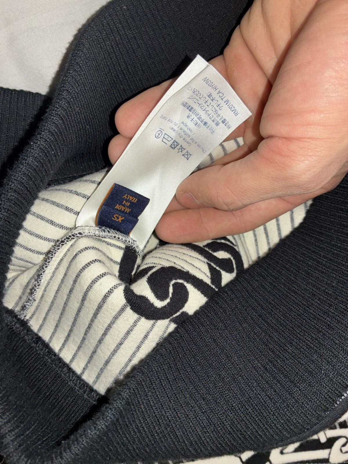 Louis Vuitton Louis Vuitton Quilted 3D Effect Chain Crewneck XS fit S/M Size US XS / EU 42 / 0 - 2 Thumbnail