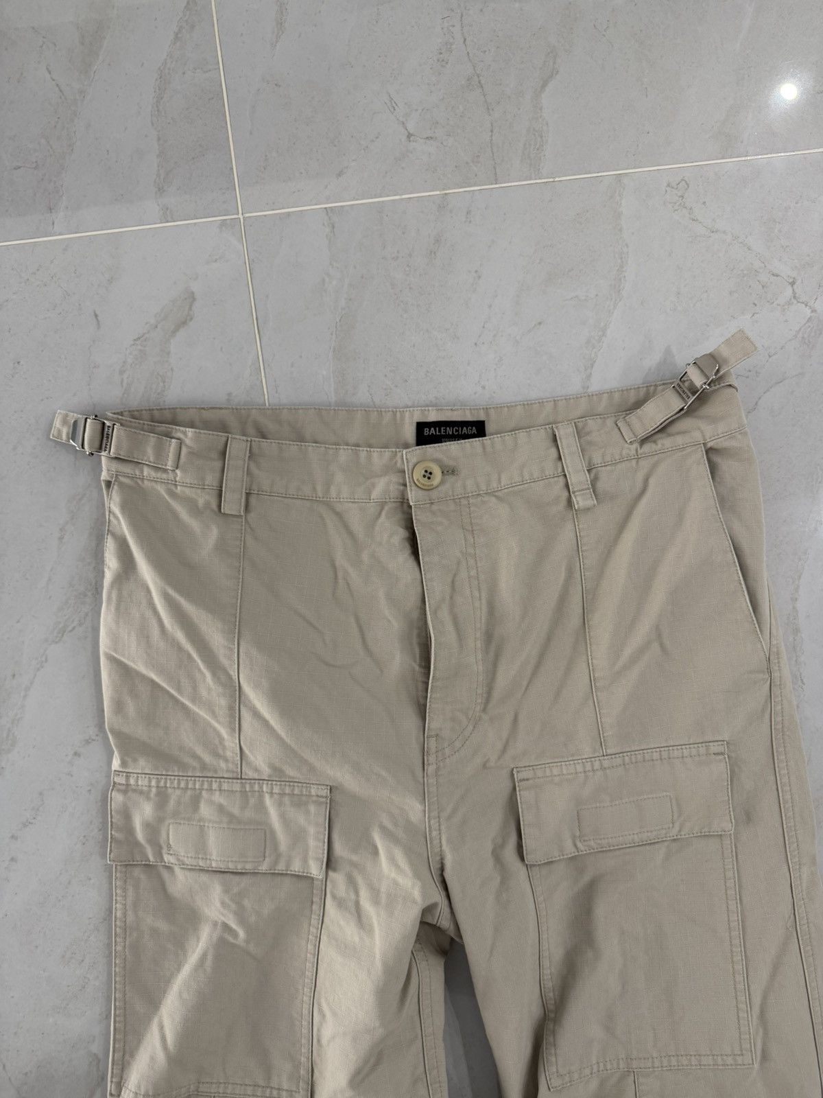 Balenciaga Balenciaga FW23 Tan Colored Flaired Cargo Pants Sz.M Size US 34 / EU 50 - 2 Thumbnail