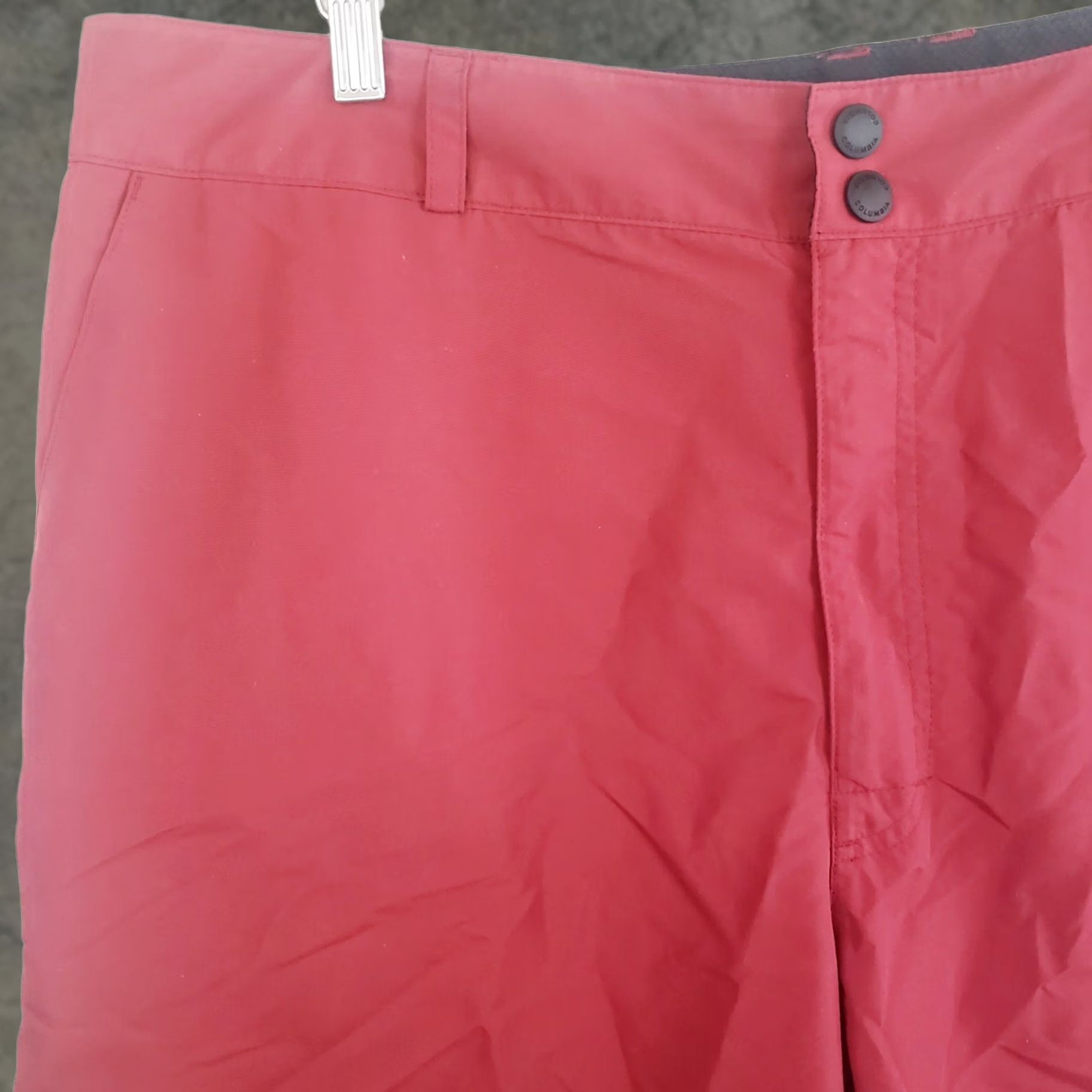 Vintage Columbia Men's Shorts Red 40x11 Omni-Shield Chino Flat Front Zip Pockets Logo Outdoor Casual Workwear Size US 40 / EU 56 - 1 Thumbnail