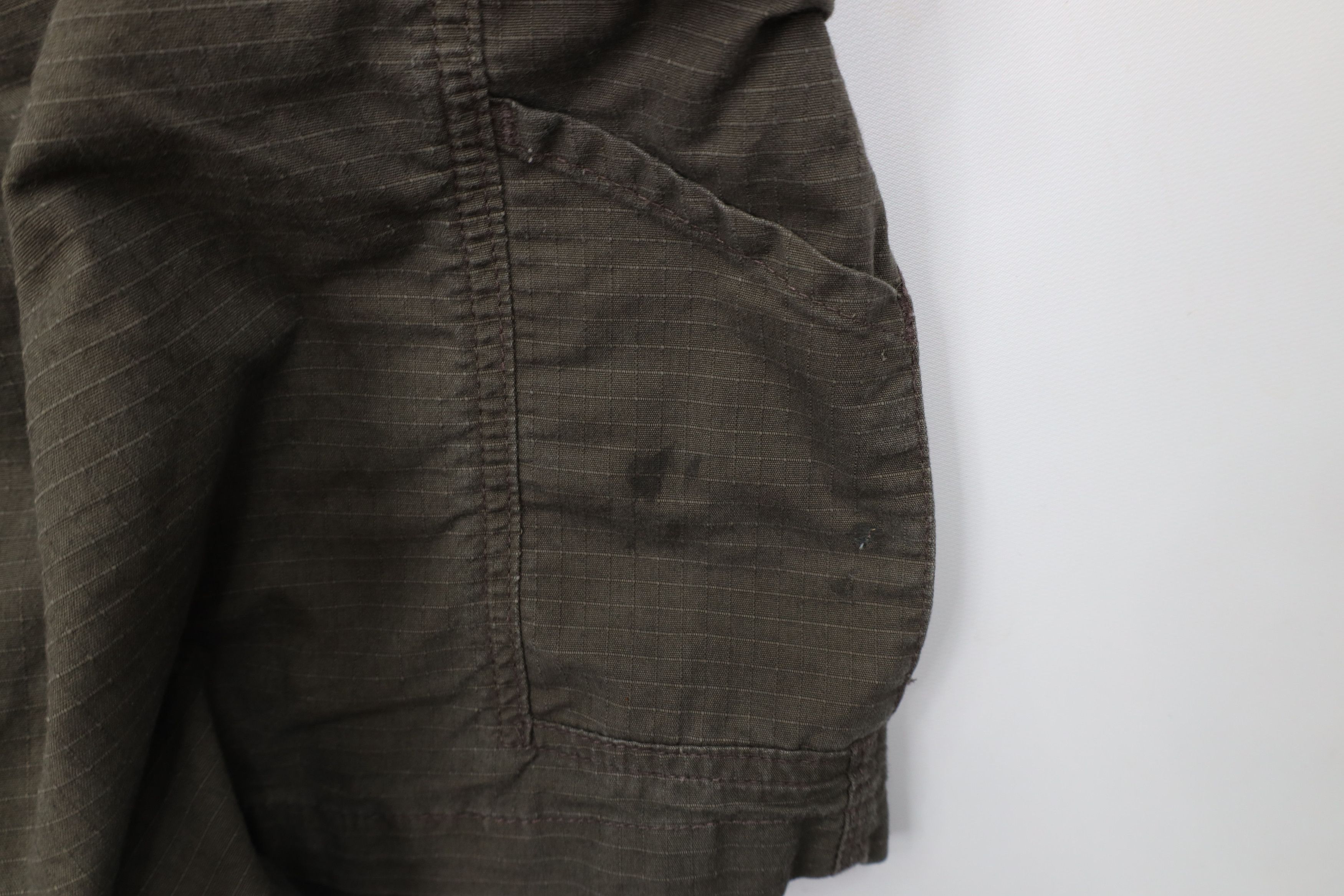 Carhartt × Vintage Vintage Y2K Carhartt Relaxed Fit Ripstop Cargo Shorts Green Size US 44 / EU 60 - 15 Thumbnail