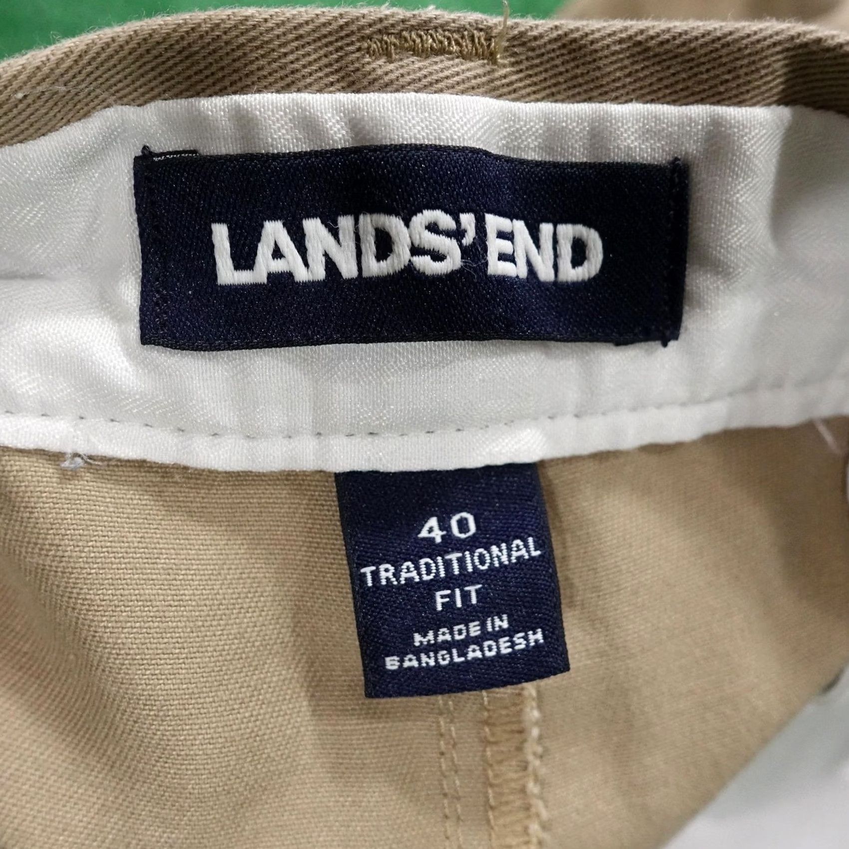 Lands' End Lands' End Mens Beige Chino Shorts Casual 40 Cotton 5 Inseam Traditional Fit Size US 40 / EU 56 - 5 Thumbnail