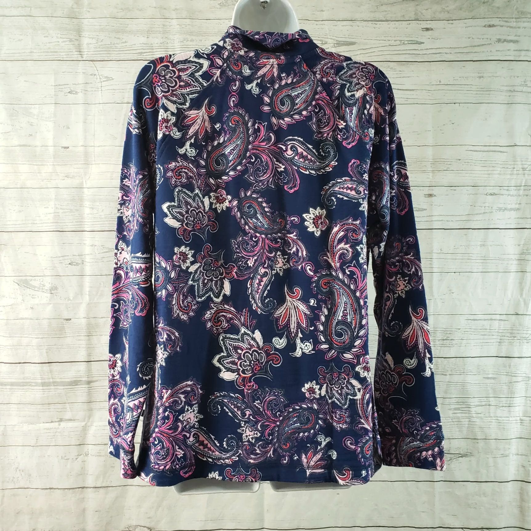 Talbots T by Talbots Pullover Womens M Blue Pink Paisley UPF 50 Cotton Blend Shirt Adult Medium Blues Size M / US 6-8 / IT 42-44 - 4 Thumbnail