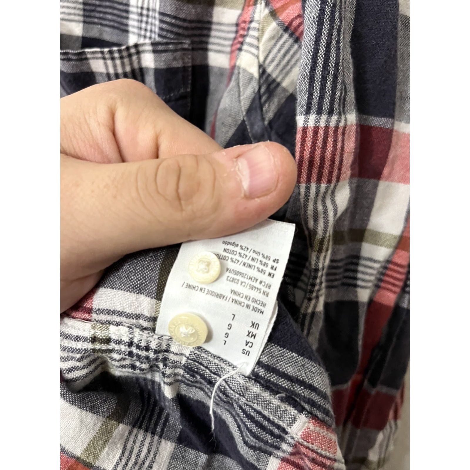 American Eagle Outfitters VINTAGE American Eagle Outfitters Button-Up Shirt Men's L Red Linen blend Plaid Button-Down Collar Classic Casual/Business/Formal Size US L / EU 52-54 / 3 - 4 Thumbnail