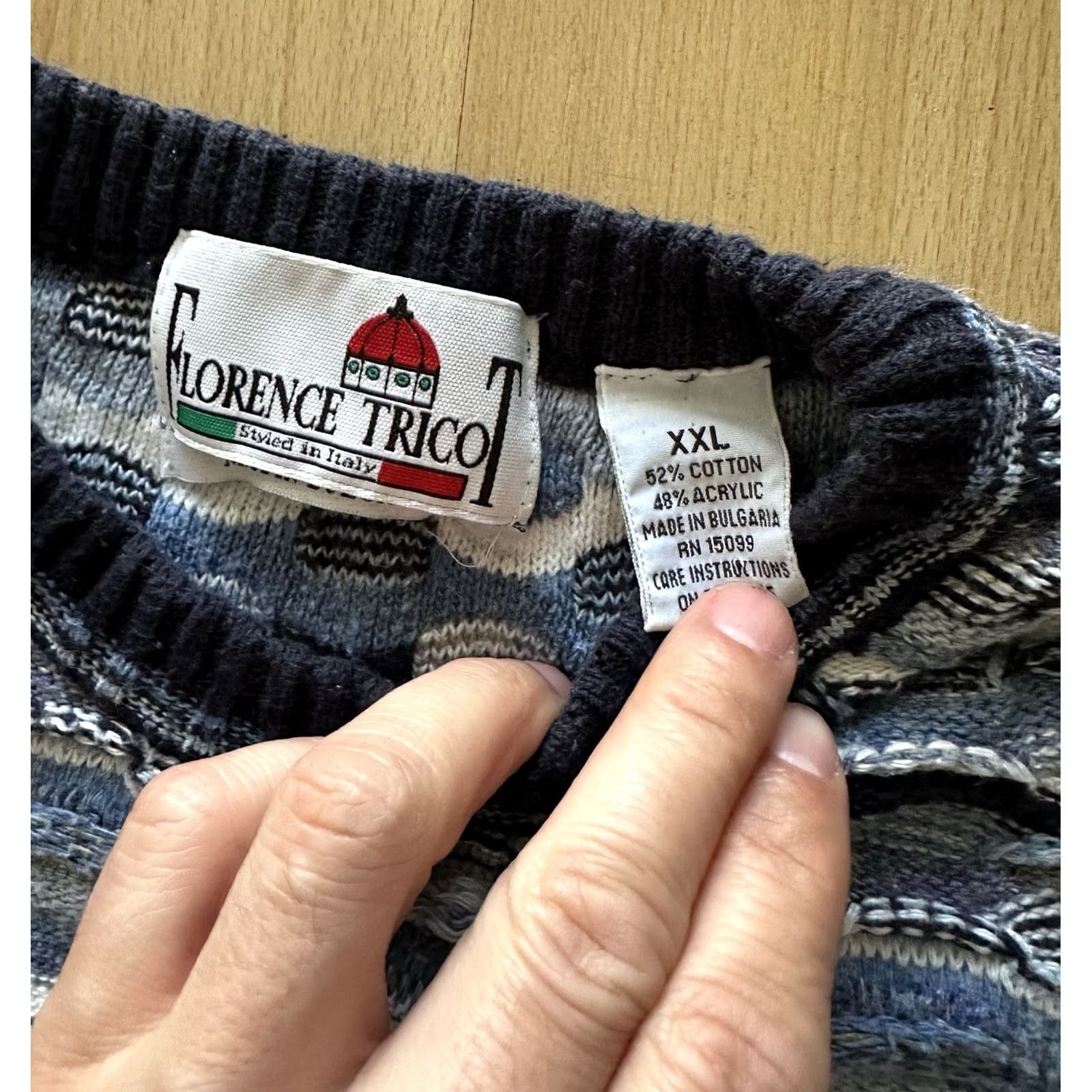 Vintage VINTAGE Florence Tricot Sweater 3D Patterned Knit 90s Crew Neck Mens XXL Blue White Pullover Heavyweight Knit Shirt Size US XXL / EU 58 / 5 - 3 Thumbnail