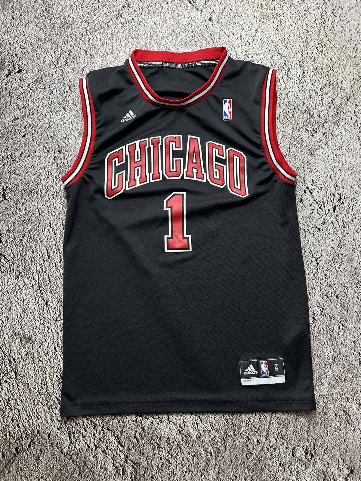 Adidas Derrick Rose 🌹 Chicago bulls NBA adidas jersey vintage Size US S / EU 44-46 / 1 - 1 Thumbnail