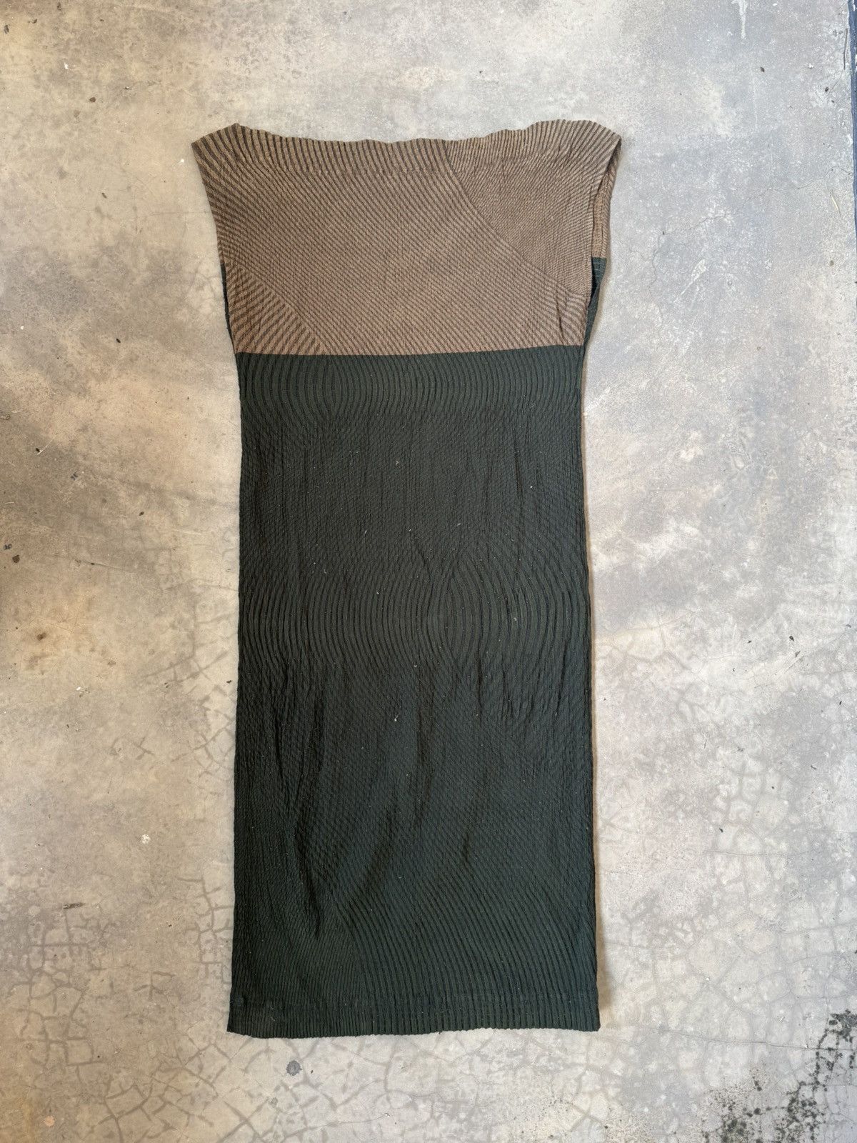 Issey Miyake ISSEY MIYAKE KNITWEAR Size M / US 6-8 / IT 42-44 - 1 Thumbnail