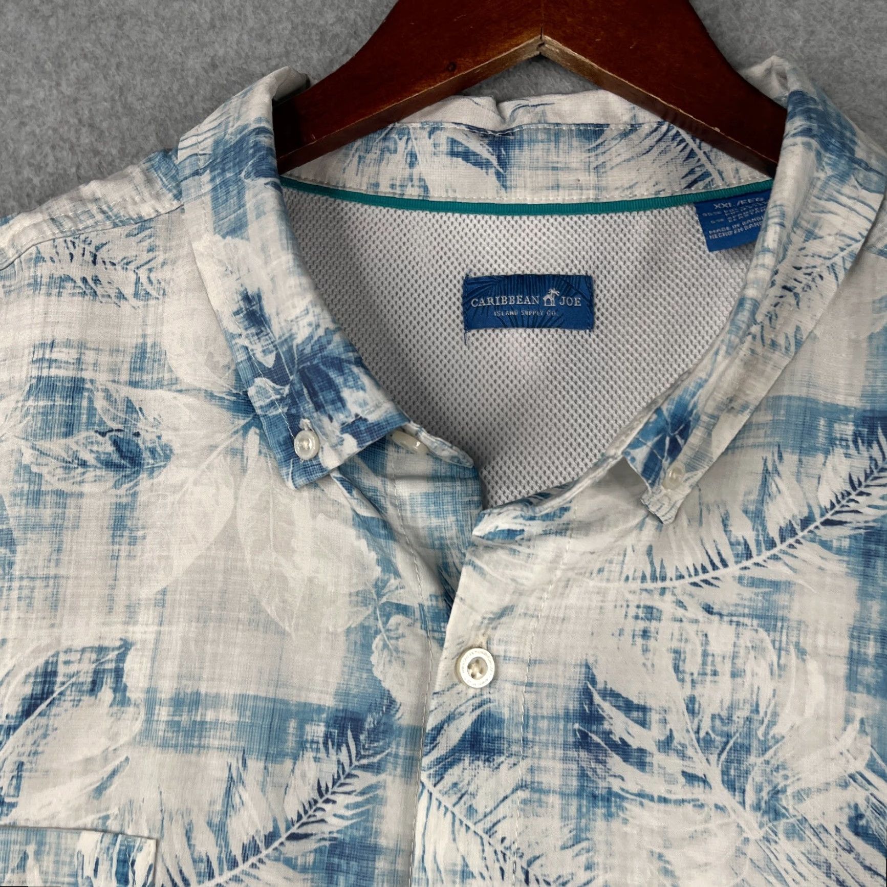 Vintage VINTAGE? No. Caribbean Joe Tropical Shirt 2XL Lightweight Button Up Short Sleeve Mens Size US XXL / EU 58 / 5 - 3 Thumbnail