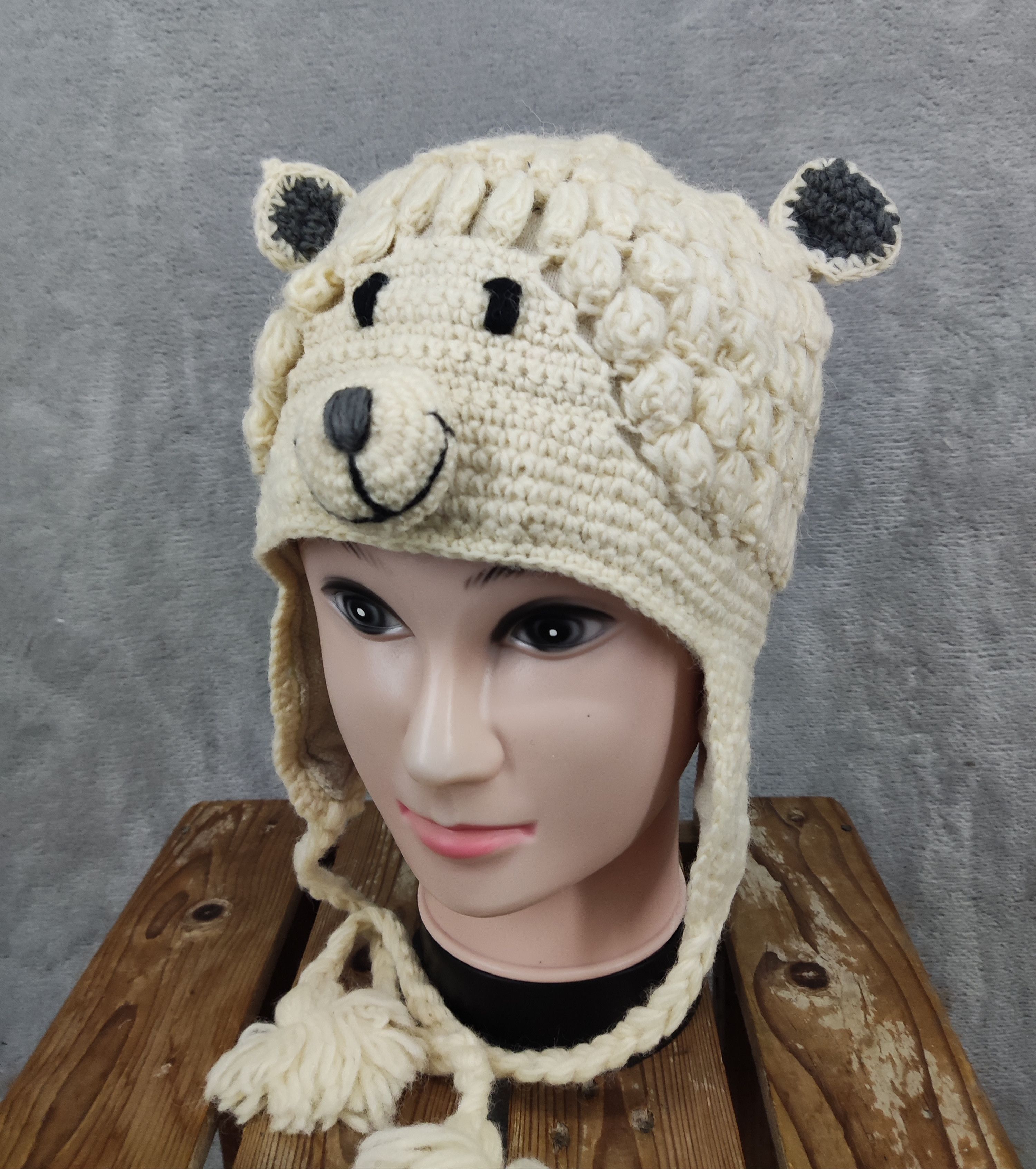 Vintage Vintage Bear Crochet Hat Size ONE SIZE - 3 Thumbnail
