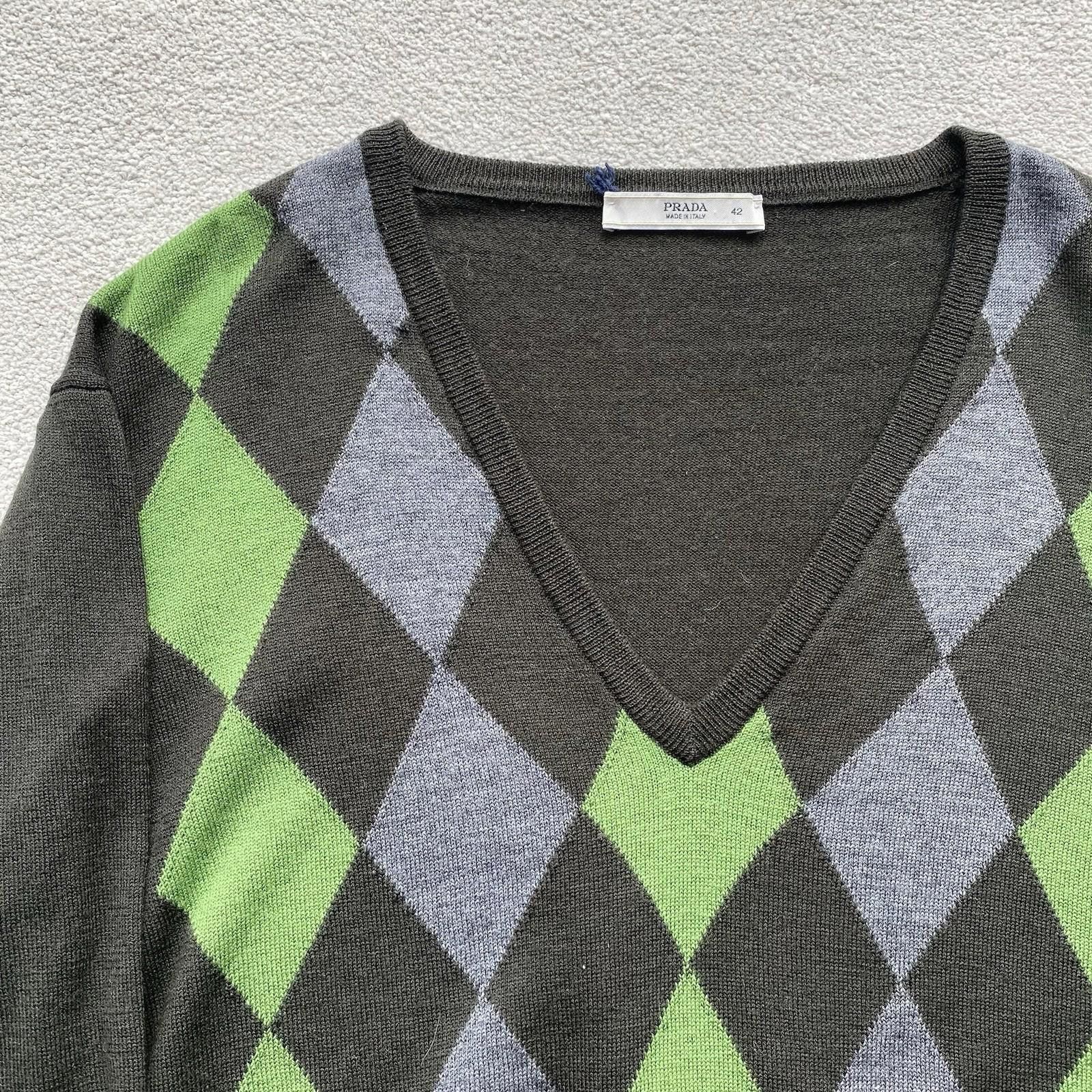Prada Prada Women’s Argyle 100% Wool Sweater Size 42 Size M / US 6-8 / IT 42-44 - 2 Thumbnail