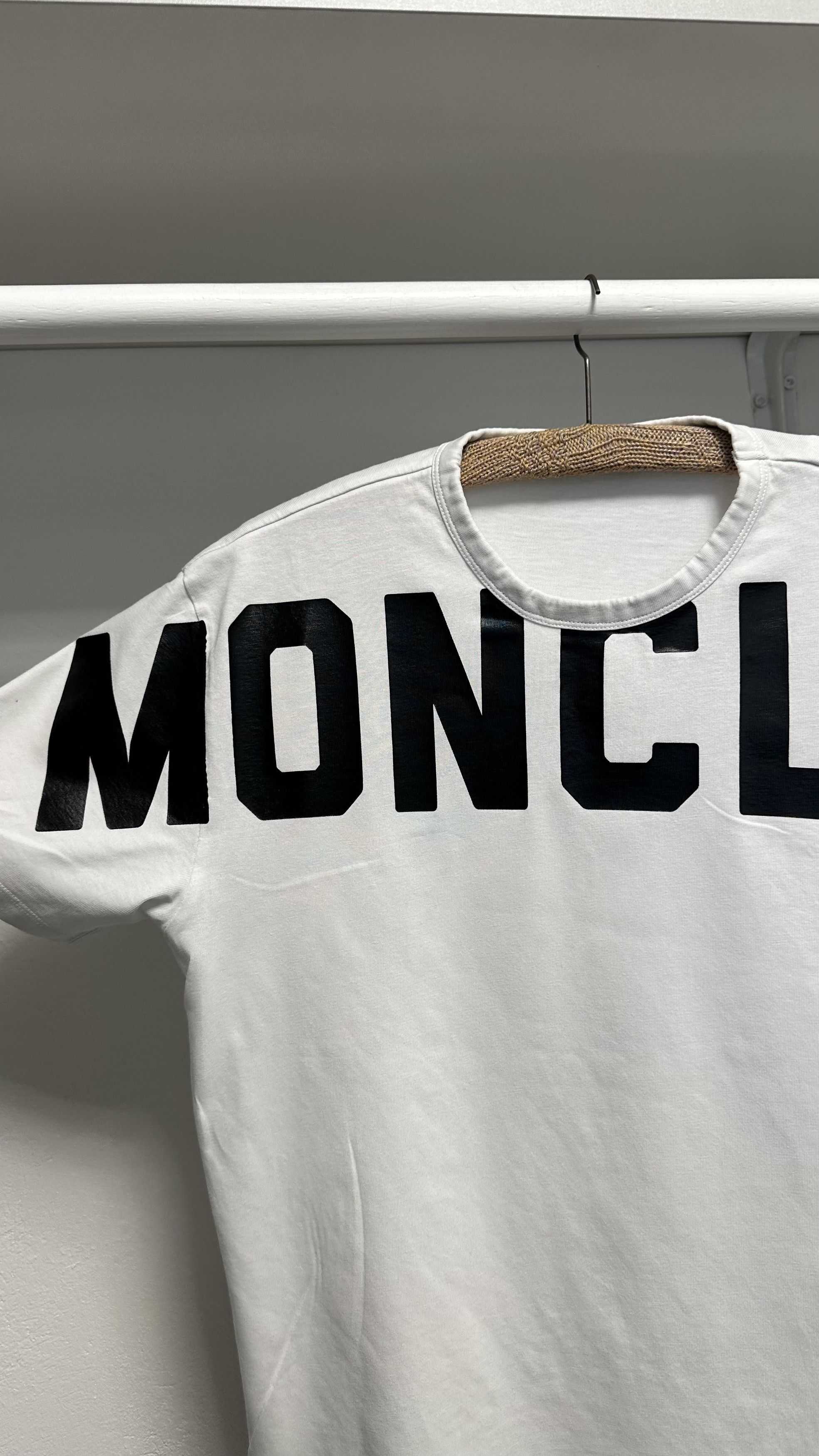 Moncler Moncler Top Hokuri Short Sleeve T-Shirt Big Logo Size US M / EU 48-50 / 2 - 3 Thumbnail