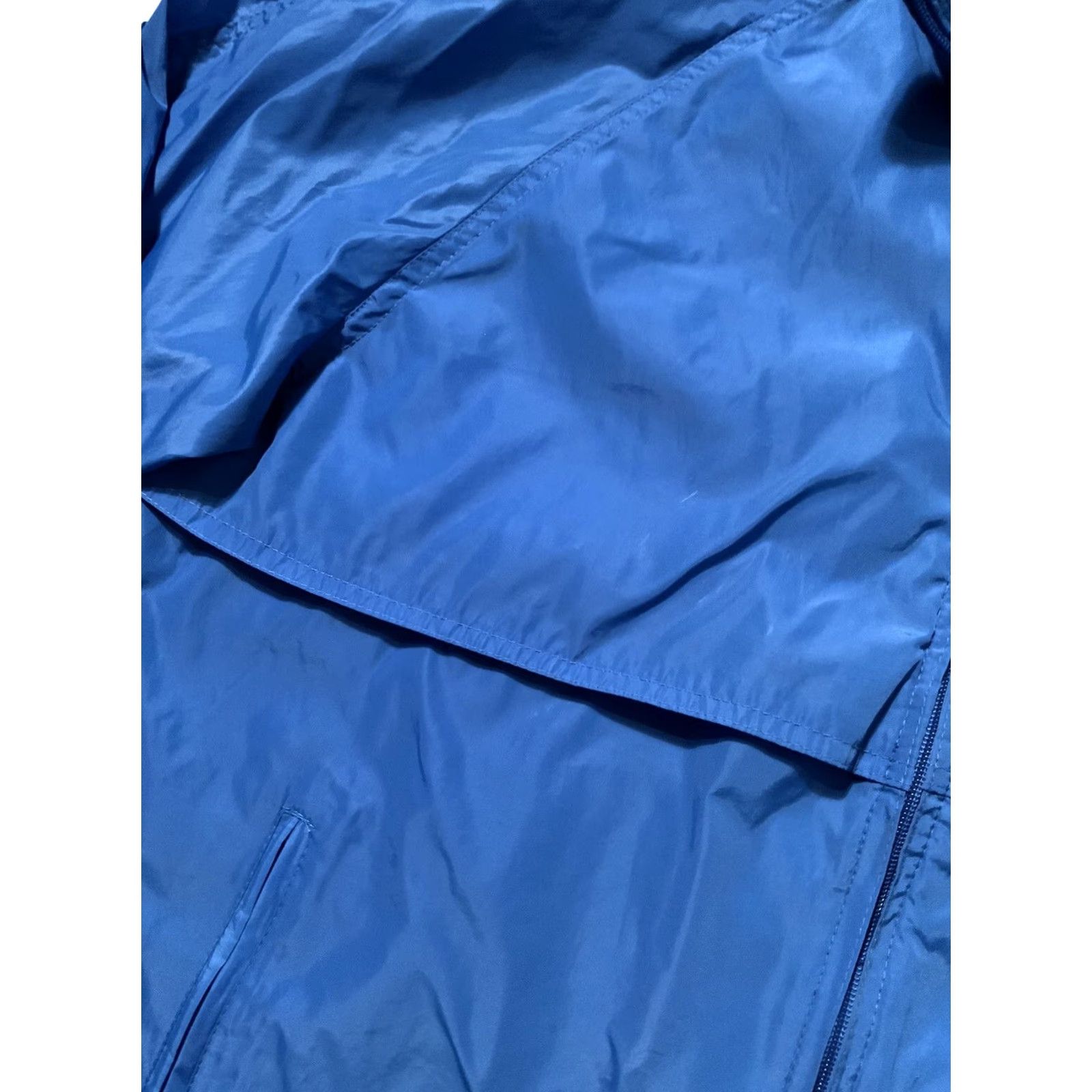Eddie Bauer VINTAGE Eddie Bauer Windbreaker Jacket Nylon Blue Zip Outdoor Hiking Sz. L Mens/Adult Regular Size US L / EU 52-54 / 3 - 5 Thumbnail