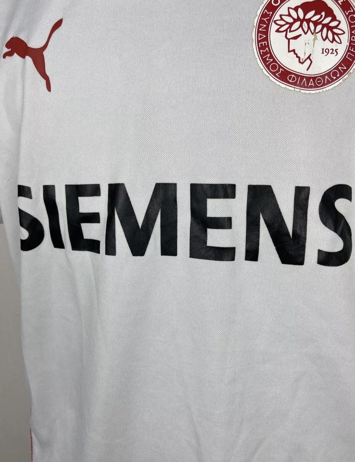 Puma × Vintage Olympiacos FC 2005/06 Away Jersey Puma Size L Size US L / EU 52-54 / 3 - 5 Thumbnail