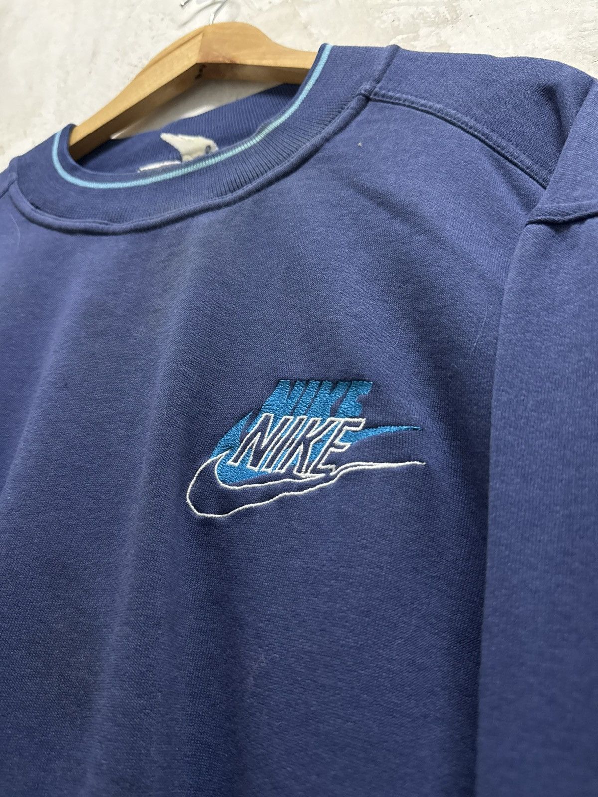 Nike Vintage 90s Nike Embroidered Logo Sunfaded Sweatshirt Size US XXL / EU 58 / 5 - 4 Thumbnail