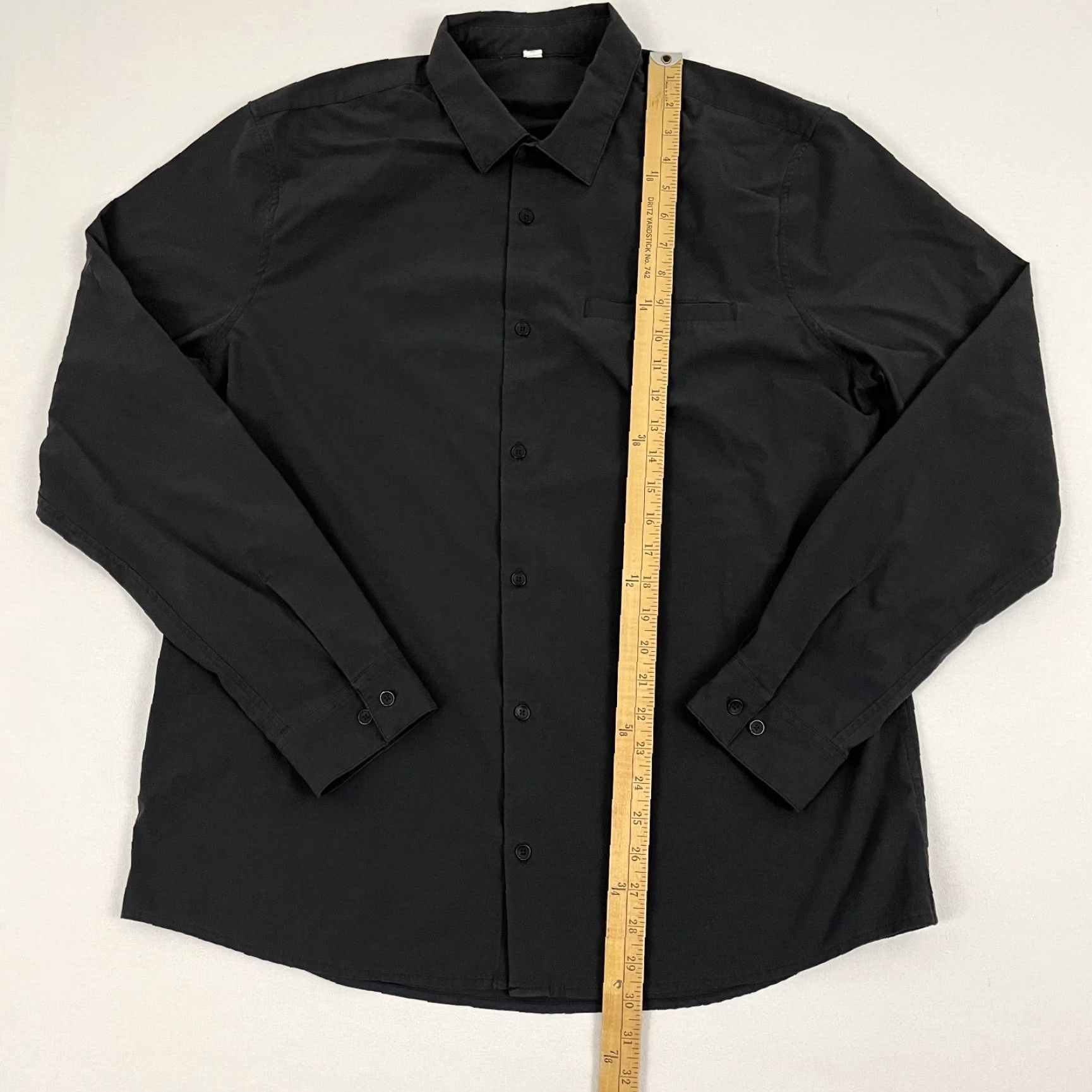 Lululemon Lululemon Shirt Mens XL Black Gray Button Up Performance Stretch Preppy Office Shirt Size US XL / EU 56 / 4 - 4 Thumbnail