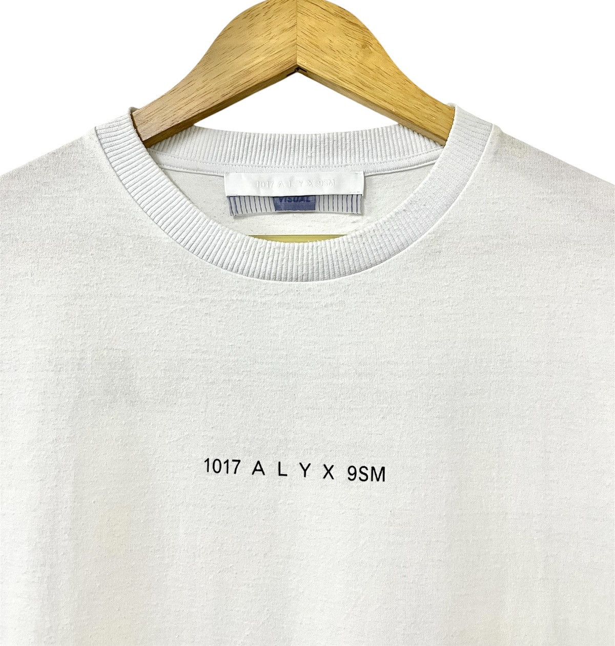 1017 ALYX 9SM 1017 ALYX 9SM ENDLESS COLLECTION CODE LOGO TSHIRT Size US L / EU 52-54 / 3 - 3 Thumbnail