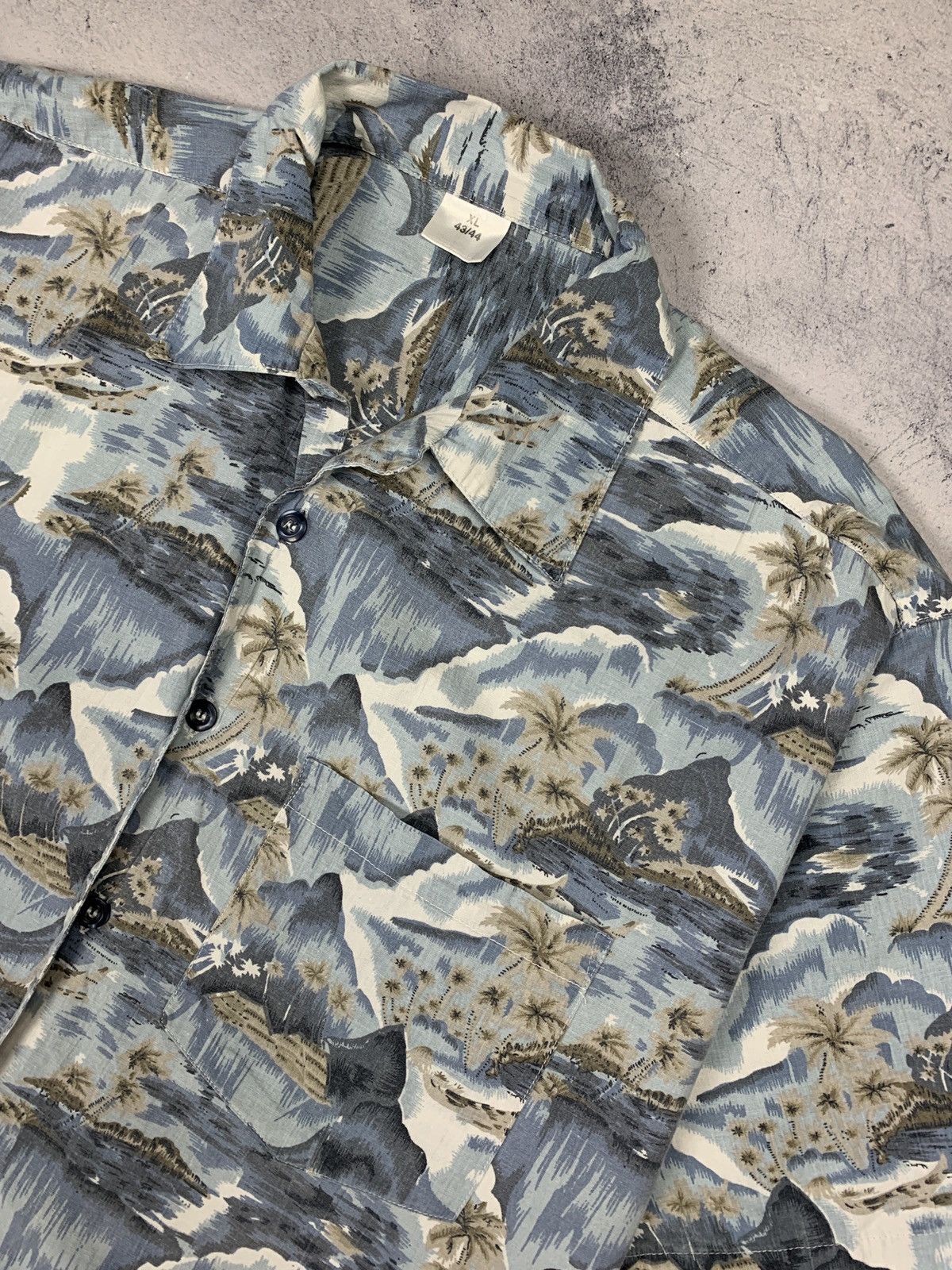 Vintage Vintage Y2K Hawaiian Art Shirt Short Sleeve Size XL Size US XL / EU 56 / 4 - 2 Thumbnail