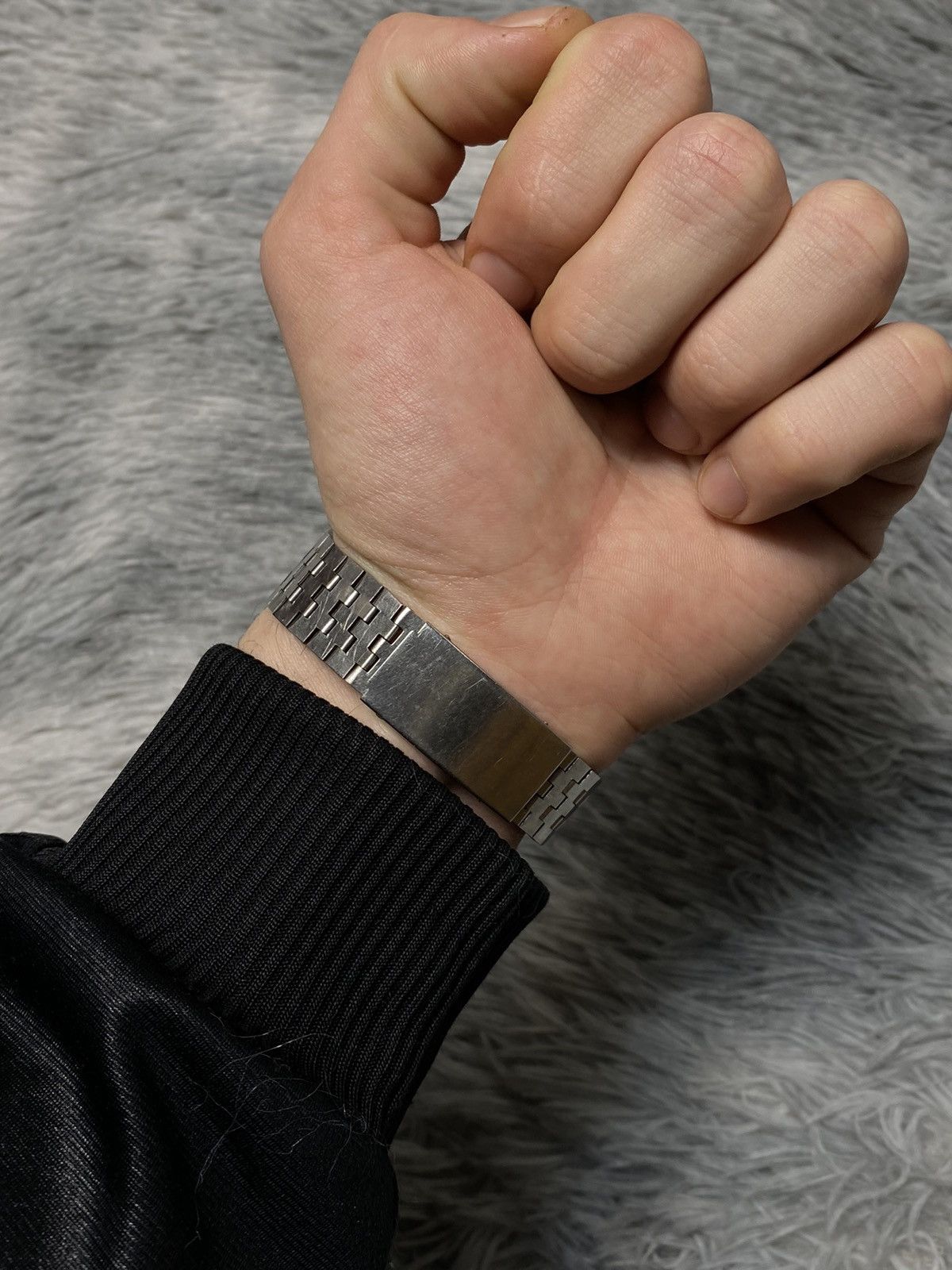 Jewelry × Vintage Vintage Luch Mechanical Watch USSR | Japanese Brand Size ONE SIZE - 9 Thumbnail