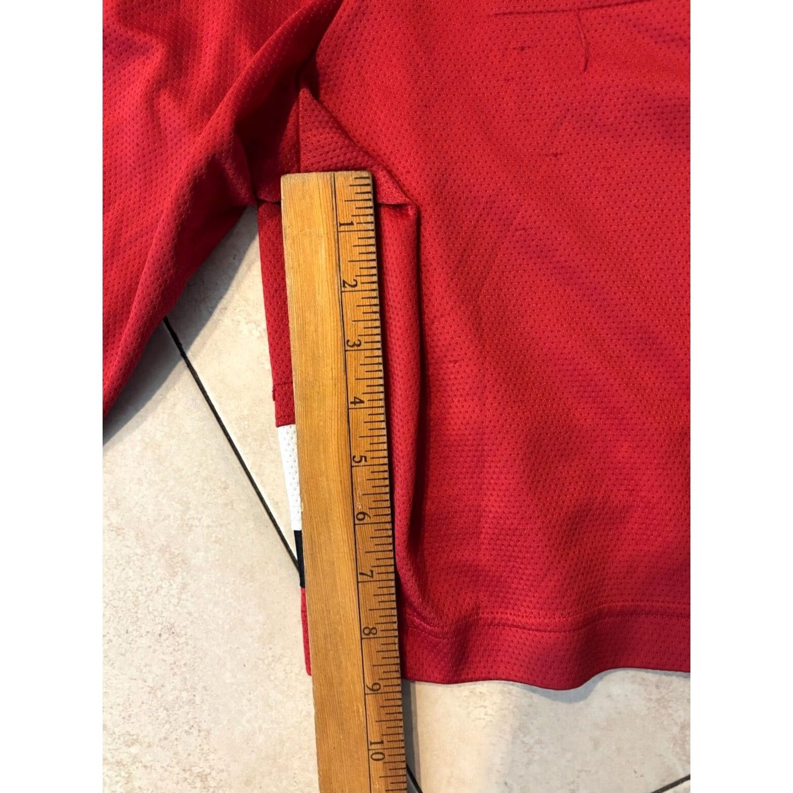 Nike Nike Vintage Basketball Shorts Mens M Red Shimmer Dazzle Satin Polyester Drawstring Elastic Waist 9in Inseam 4680 Size US 31 - 8 Thumbnail