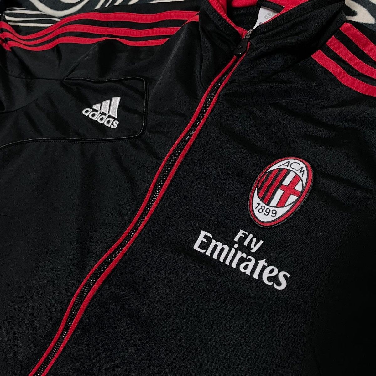 Adidas Adidas AC Milan 2012 Zip Sweatshirt Football Soccer Rare Y2K Size US M / EU 48-50 / 2 - 4 Thumbnail