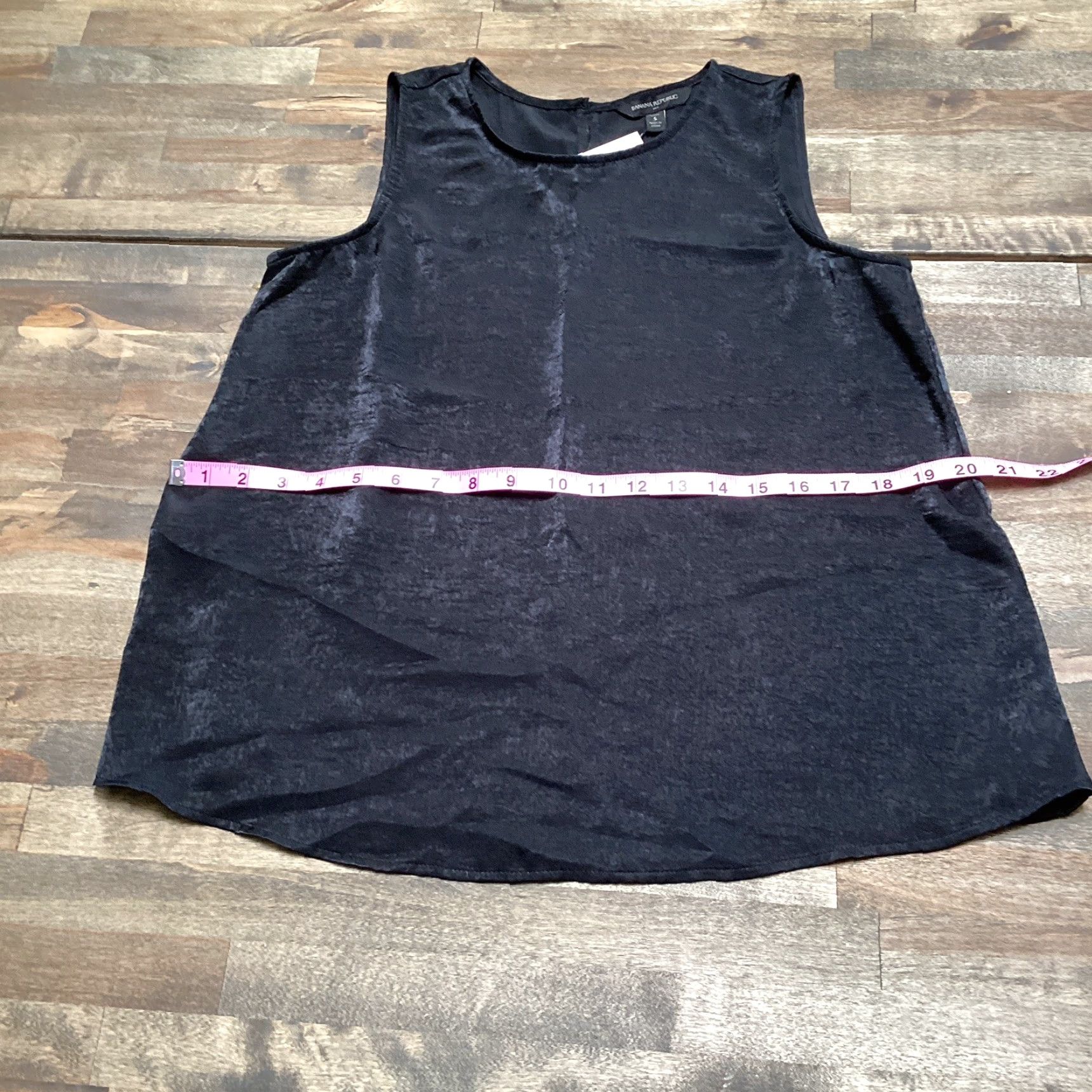 Banana Republic VINTAGE? No, Banana Republic Top Women’s Petite S Black Sleeveless Shell Blouse Capsule NWT Size S / US 4 / IT 40 - 7 Thumbnail